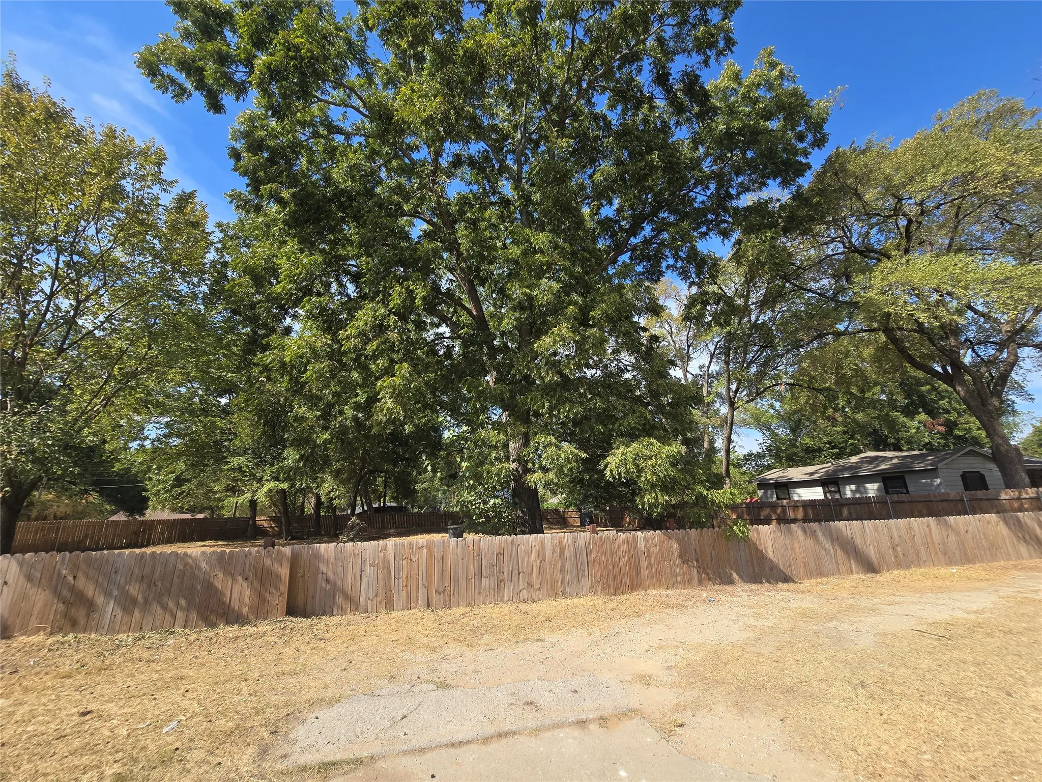 Unimproved Land For Sale in Dallas County , 8019 Kiska Street, Dallas, Texas 75216, 0, 0, Garage spaces, 0 Sqft, built in 0, mls#21396259, Real Estate Agent in Dallas, Homes For Sale in Dallas county, Homes For Sale in Dallas, Realtor in Dallas Texas, Real Estate Brokerage Independent Realty Texas, Luminita Cordes Realtor