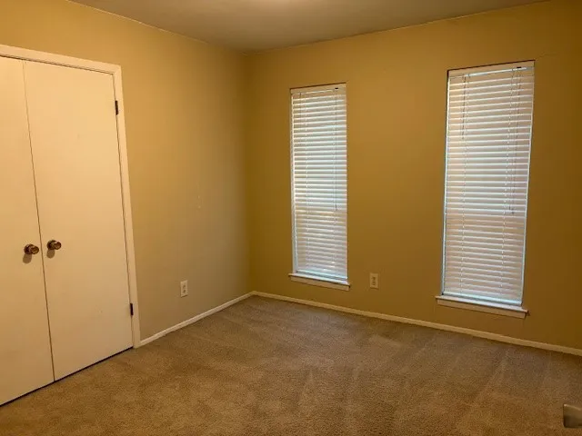 Single Family Residence For Sale in Dallas County , 1909 Bosque Drive, Garland, Texas 75040, 3 Bedroom, 2 Bathroom, 2 Garage spaces, 1,434 Sqft, built in 1971, mls#21396296, Real Estate Agent in Garland, Homes For Sale in Dallas county, Homes For Sale in Garland, Realtor in Garland Texas, Real Estate Brokerage Independent Realty Texas, Luminita Cordes Realtor