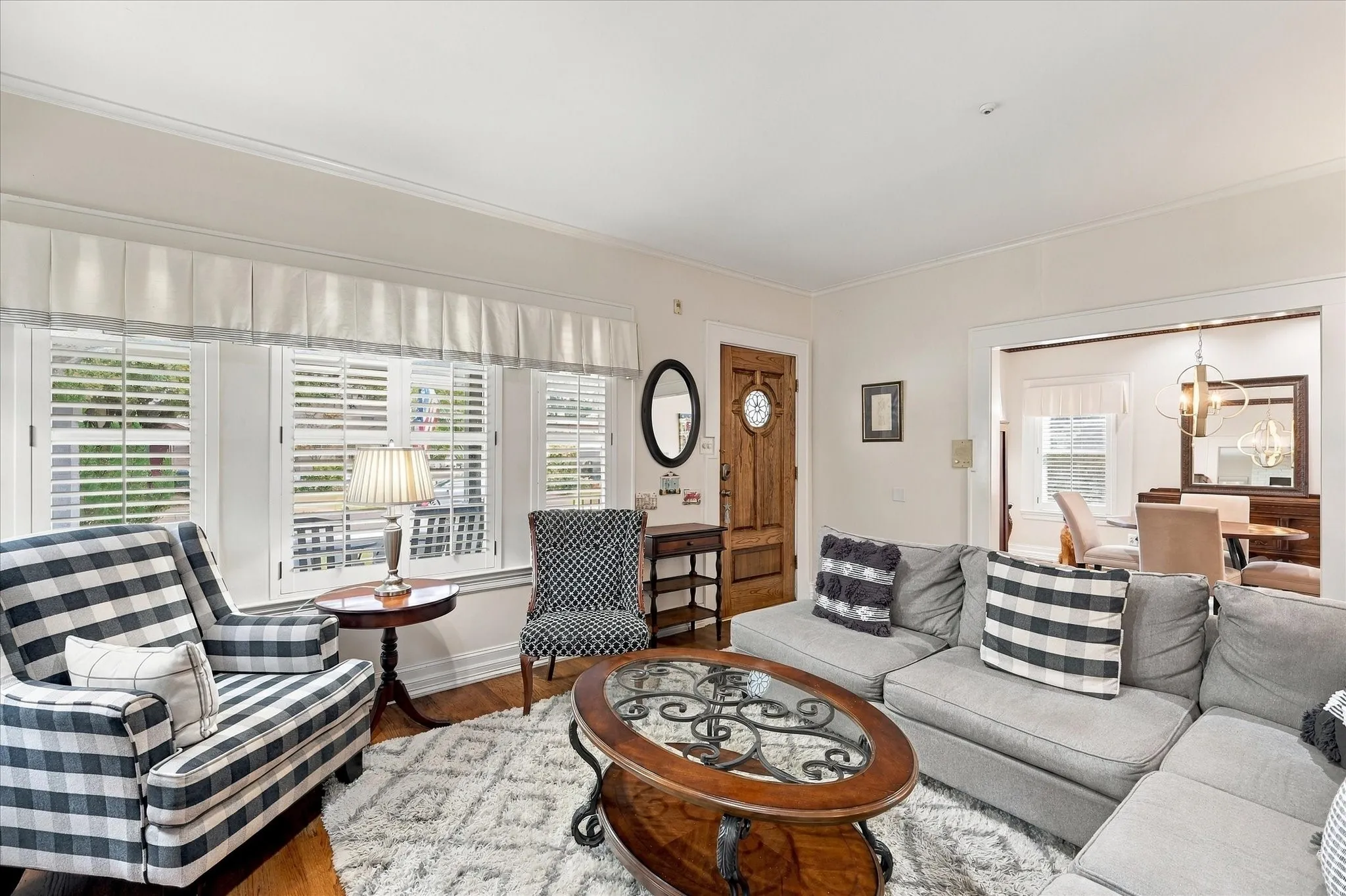 Single Family Residence For Sale in Tarrant County , 1500 Clover Lane, Fort Worth, Texas 76107, 4 Bedroom, 3 Bathroom, Garage spaces, 2,376 Sqft, built in 1924, mls#21395932, Real Estate Agent in Fort Worth, Homes For Sale in Tarrant county, Homes For Sale in Fort Worth, Realtor in Fort Worth Texas, Real Estate Brokerage Independent Realty Texas, Luminita Cordes Realtor