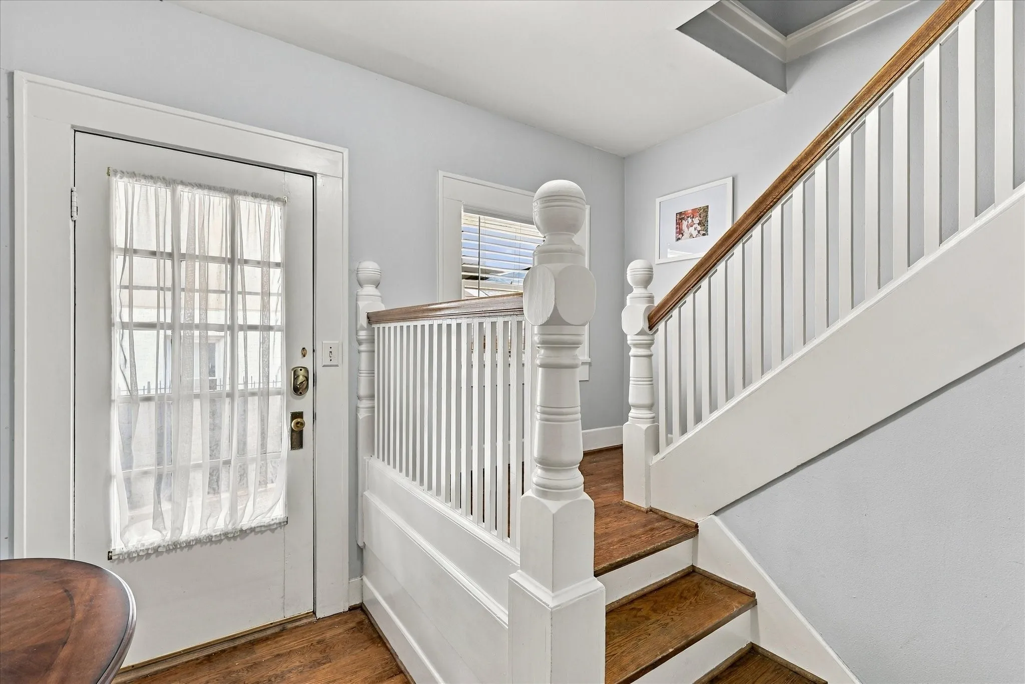 Single Family Residence For Sale in Tarrant County , 1500 Clover Lane, Fort Worth, Texas 76107, 4 Bedroom, 3 Bathroom, Garage spaces, 2,376 Sqft, built in 1924, mls#21395932, Real Estate Agent in Fort Worth, Homes For Sale in Tarrant county, Homes For Sale in Fort Worth, Realtor in Fort Worth Texas, Real Estate Brokerage Independent Realty Texas, Luminita Cordes Realtor