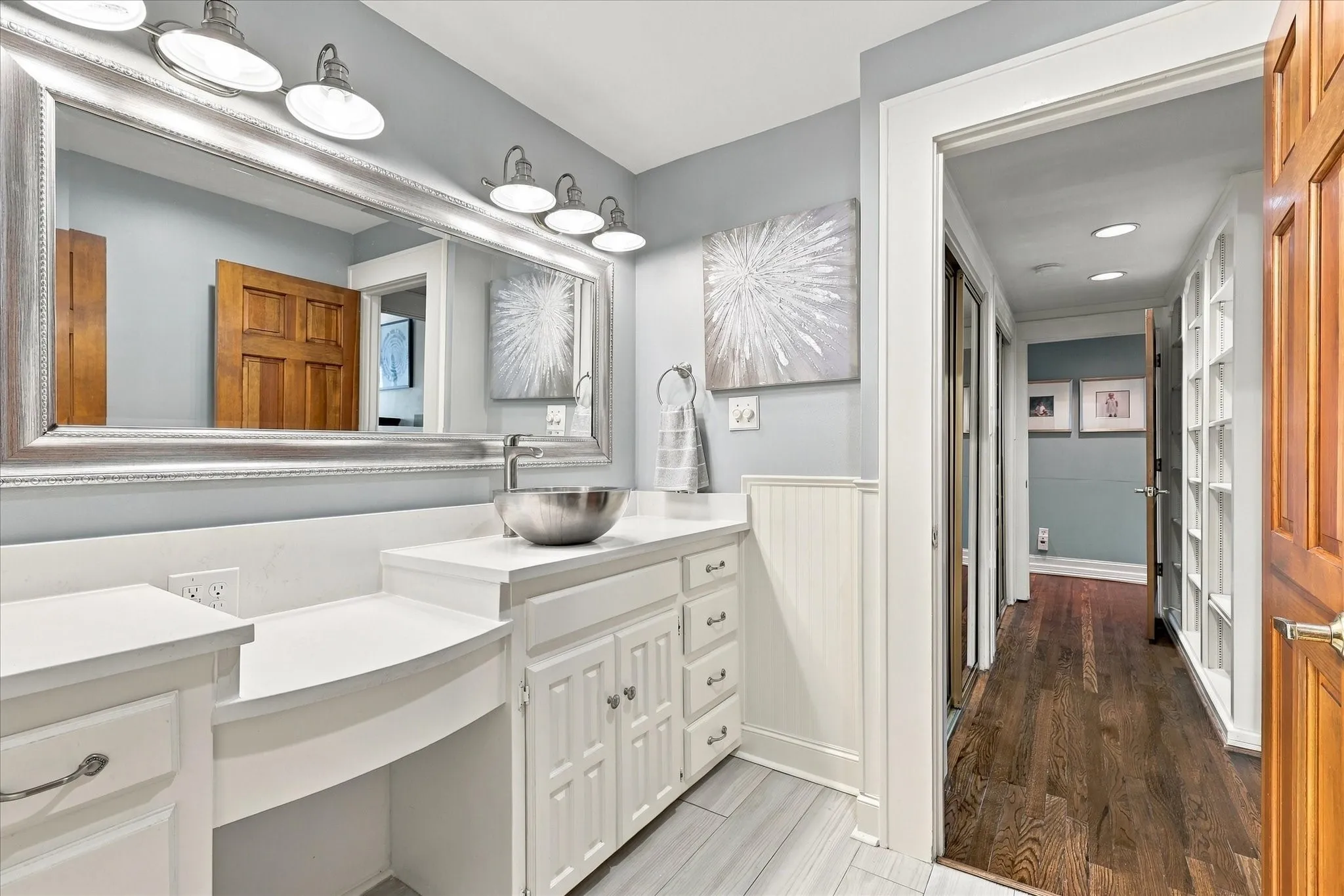 Single Family Residence For Sale in Tarrant County , 1500 Clover Lane, Fort Worth, Texas 76107, 4 Bedroom, 3 Bathroom, Garage spaces, 2,376 Sqft, built in 1924, mls#21395932, Real Estate Agent in Fort Worth, Homes For Sale in Tarrant county, Homes For Sale in Fort Worth, Realtor in Fort Worth Texas, Real Estate Brokerage Independent Realty Texas, Luminita Cordes Realtor