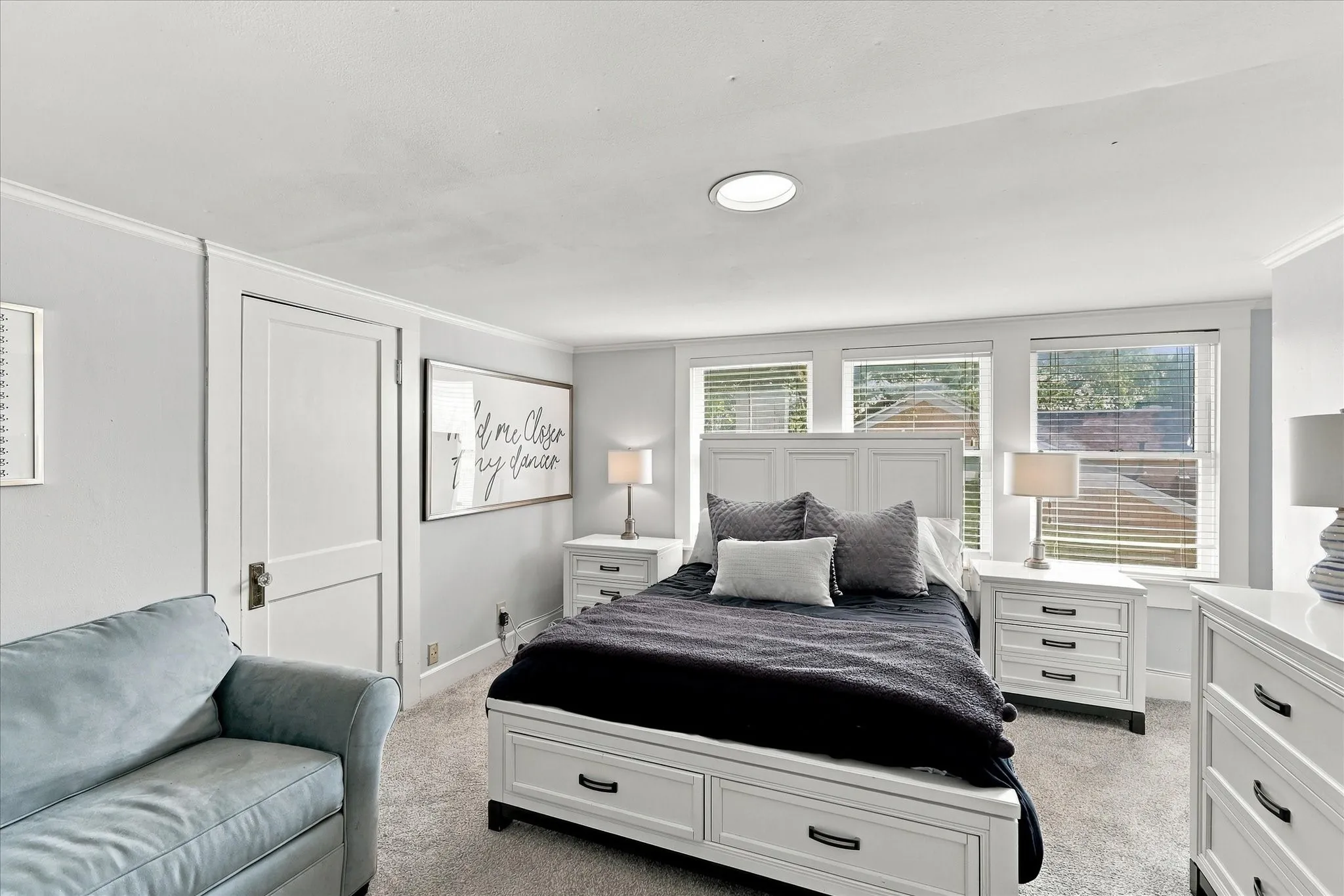 Single Family Residence For Sale in Tarrant County , 1500 Clover Lane, Fort Worth, Texas 76107, 4 Bedroom, 3 Bathroom, Garage spaces, 2,376 Sqft, built in 1924, mls#21395932, Real Estate Agent in Fort Worth, Homes For Sale in Tarrant county, Homes For Sale in Fort Worth, Realtor in Fort Worth Texas, Real Estate Brokerage Independent Realty Texas, Luminita Cordes Realtor