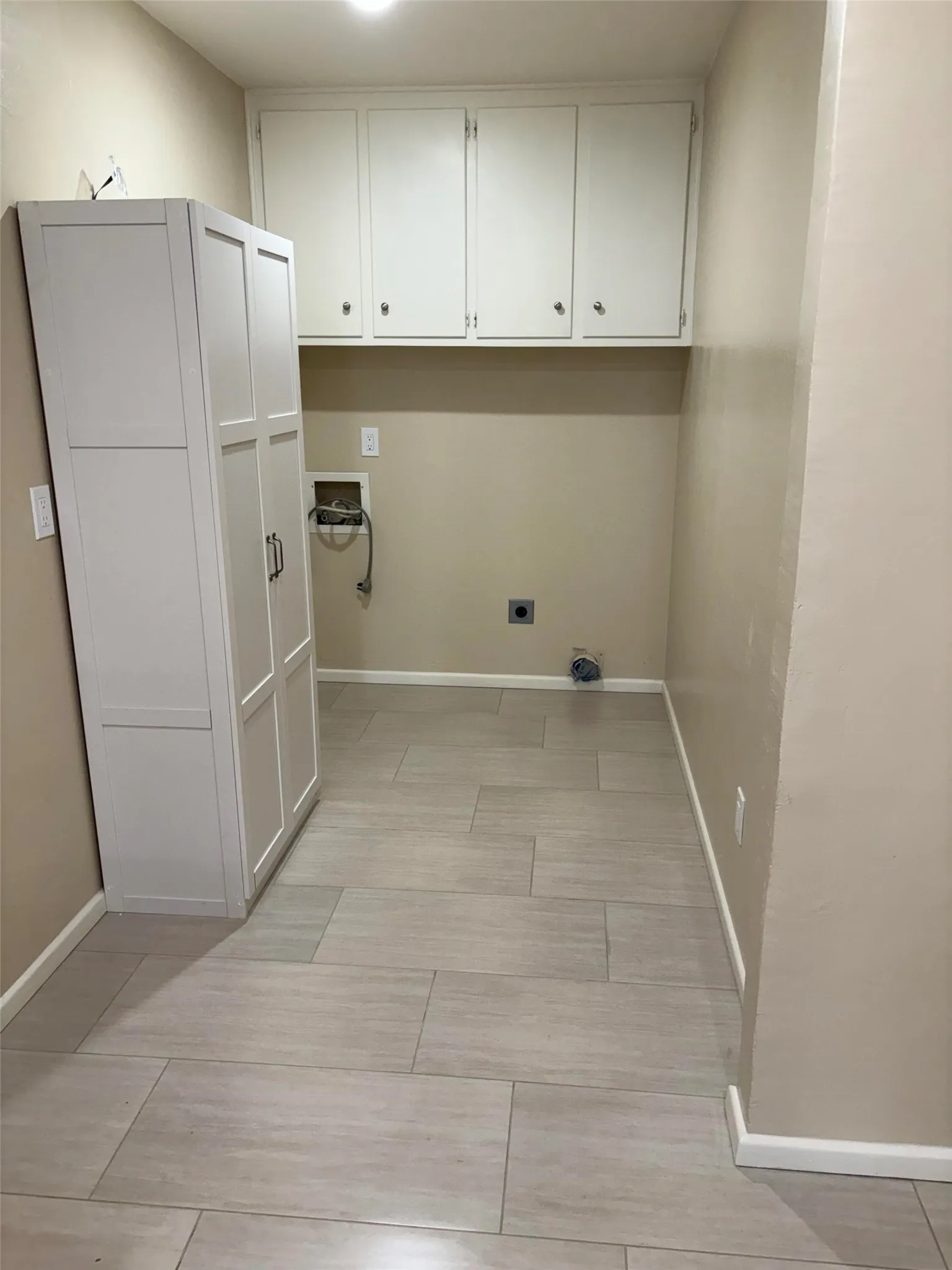 Single Family Residence For Sale in Lubbock County , 5731 37th Street, Lubbock, Texas 79407, 3 Bedroom, 2 Bathroom, 2 Garage spaces, 1,463 Sqft, built in 1970, mls#21396288, Real Estate Agent in Lubbock, Homes For Sale in Lubbock county, Homes For Sale in Lubbock, Realtor in Lubbock Texas, Real Estate Brokerage Independent Realty Texas, Luminita Cordes Realtor