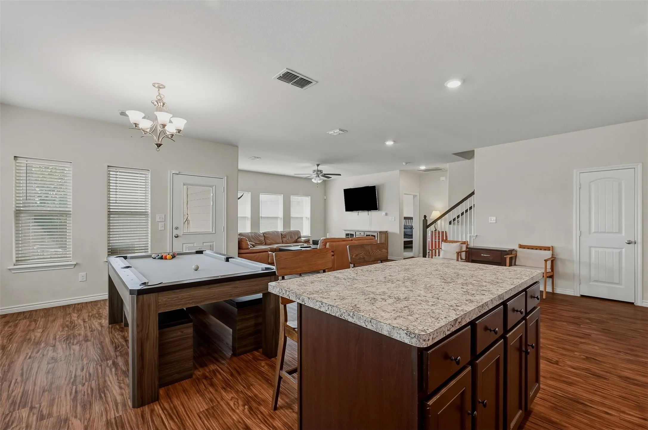 Single Family Residence For Sale in Grayson County , 3302 Sweetwater Way, Sherman, Texas 75090, 4 Bedroom, 3 Bathroom, 2 Garage spaces, 2,107 Sqft, built in 2019, mls#21396266, Real Estate Agent in Sherman, Homes For Sale in Grayson county, Homes For Sale in Sherman, Realtor in Sherman Texas, Real Estate Brokerage Independent Realty Texas, Luminita Cordes Realtor