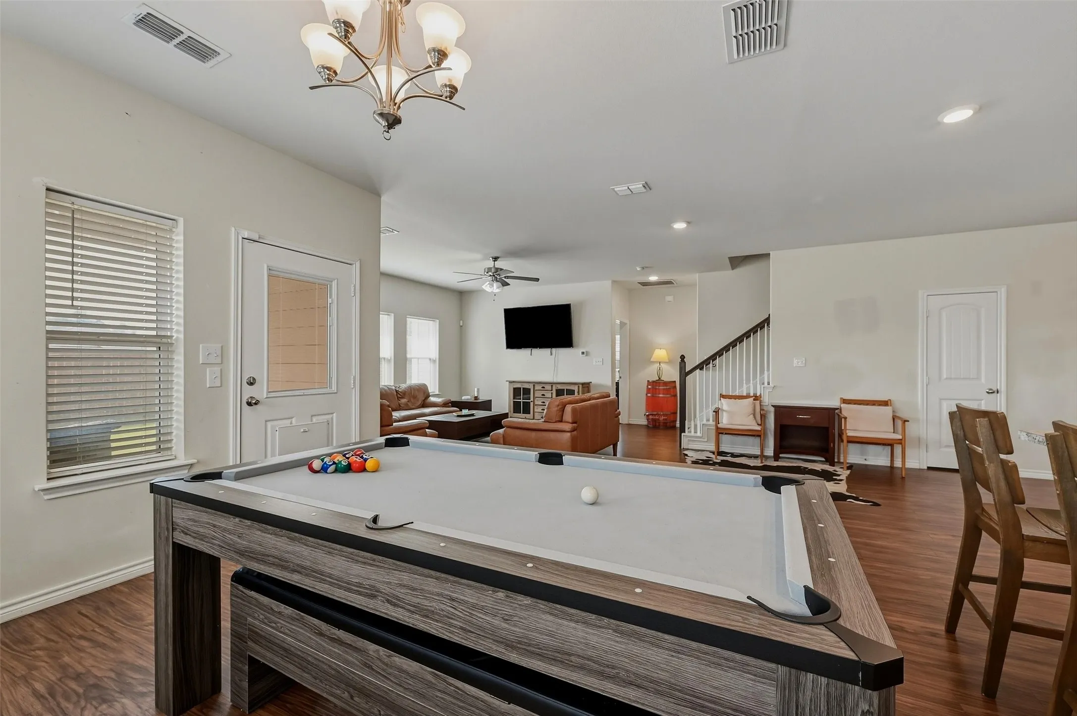 Single Family Residence For Sale in Grayson County , 3302 Sweetwater Way, Sherman, Texas 75090, 4 Bedroom, 3 Bathroom, 2 Garage spaces, 2,107 Sqft, built in 2019, mls#21396266, Real Estate Agent in Sherman, Homes For Sale in Grayson county, Homes For Sale in Sherman, Realtor in Sherman Texas, Real Estate Brokerage Independent Realty Texas, Luminita Cordes Realtor