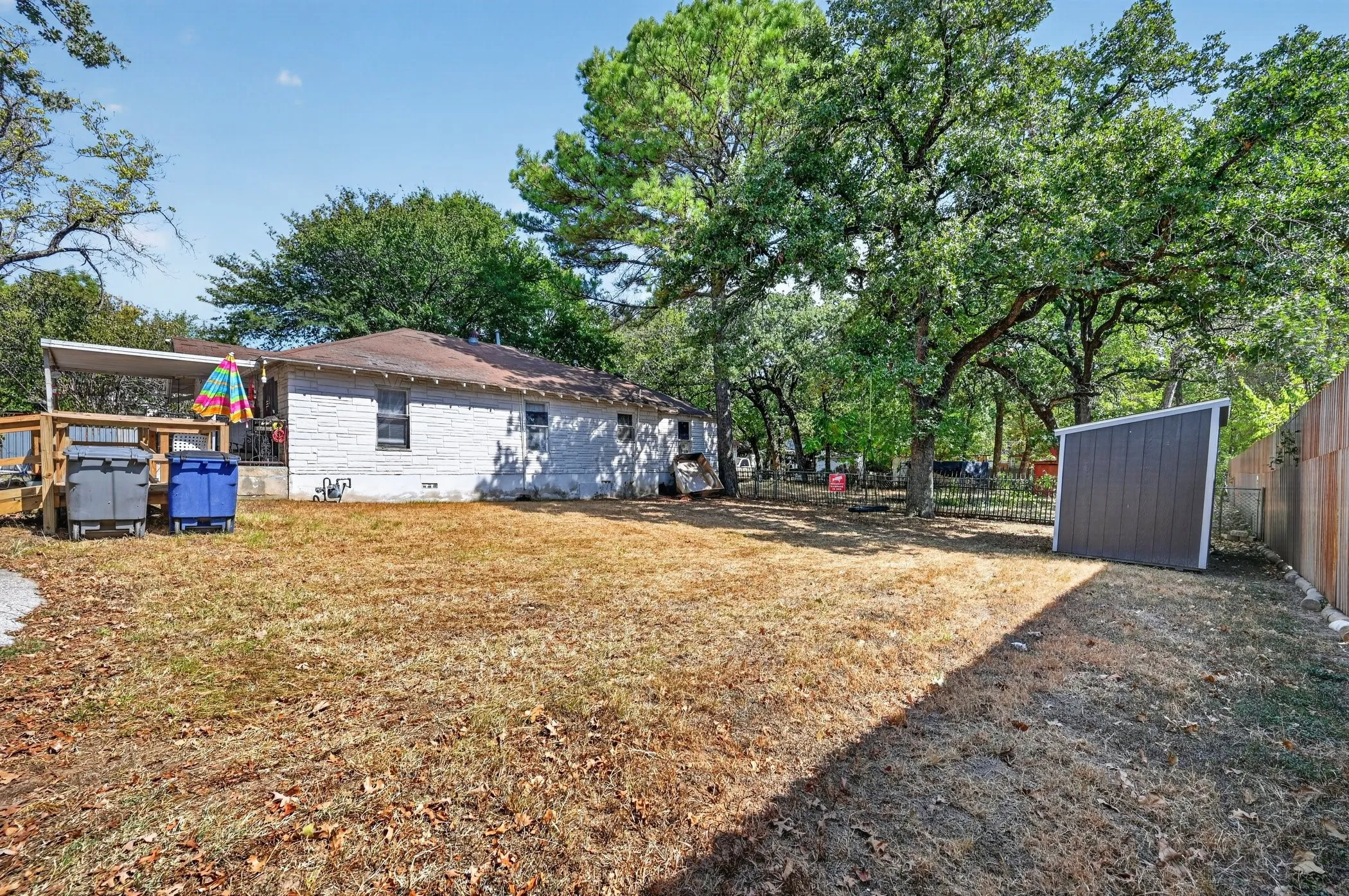 Single Family Residence For Sale in Dallas County , 2216 Suewood Lane, Dallas, Texas 75217, 4 Bedroom, 1 Bathroom, 1 Garage spaces, 1,200 Sqft, built in 1938, mls#21395732, Real Estate Agent in Dallas, Homes For Sale in Dallas county, Homes For Sale in Dallas, Realtor in Dallas Texas, Real Estate Brokerage Independent Realty Texas, Luminita Cordes Realtor