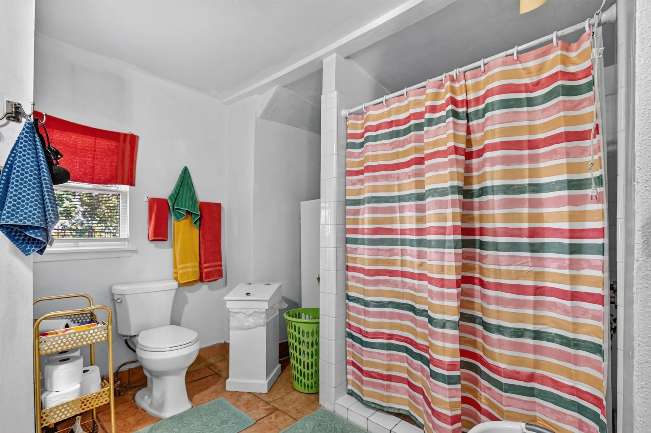 Single Family Residence For Sale in Dallas County , 2216 Suewood Lane, Dallas, Texas 75217, 4 Bedroom, 1 Bathroom, 1 Garage spaces, 1,200 Sqft, built in 1938, mls#21395732, Real Estate Agent in Dallas, Homes For Sale in Dallas county, Homes For Sale in Dallas, Realtor in Dallas Texas, Real Estate Brokerage Independent Realty Texas, Luminita Cordes Realtor