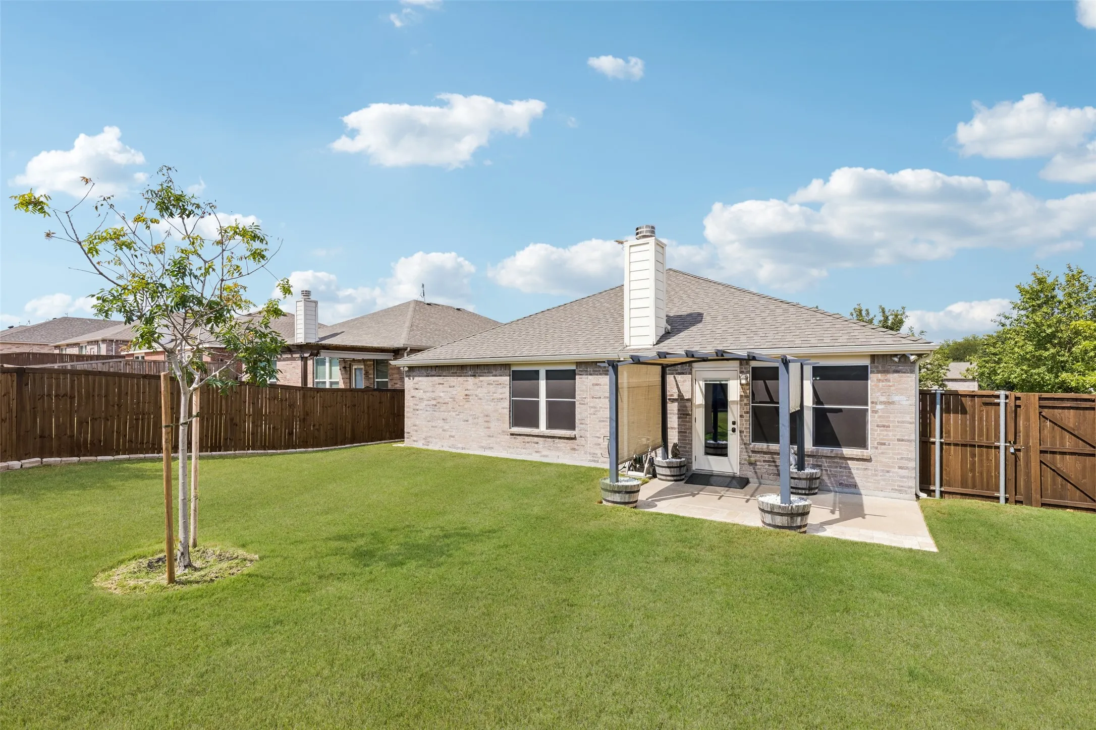 Single Family Residence For Sale in Collin County , 3022 Pinyon Place, Melissa, Texas 75454, 3 Bedroom, 2 Bathroom, 2 Garage spaces, 1,894 Sqft, built in 2014, mls#21393195, Real Estate Agent in Melissa, Homes For Sale in Collin county, Homes For Sale in Melissa, Realtor in Melissa Texas, Real Estate Brokerage Independent Realty Texas, Luminita Cordes Realtor
