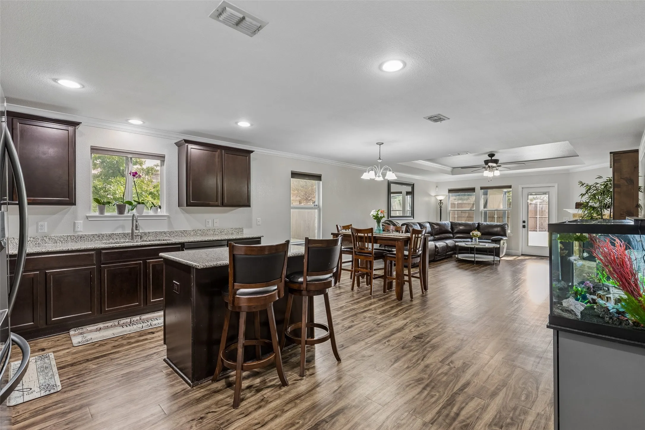 Single Family Residence For Sale in Collin County , 3022 Pinyon Place, Melissa, Texas 75454, 3 Bedroom, 2 Bathroom, 2 Garage spaces, 1,894 Sqft, built in 2014, mls#21393195, Real Estate Agent in Melissa, Homes For Sale in Collin county, Homes For Sale in Melissa, Realtor in Melissa Texas, Real Estate Brokerage Independent Realty Texas, Luminita Cordes Realtor