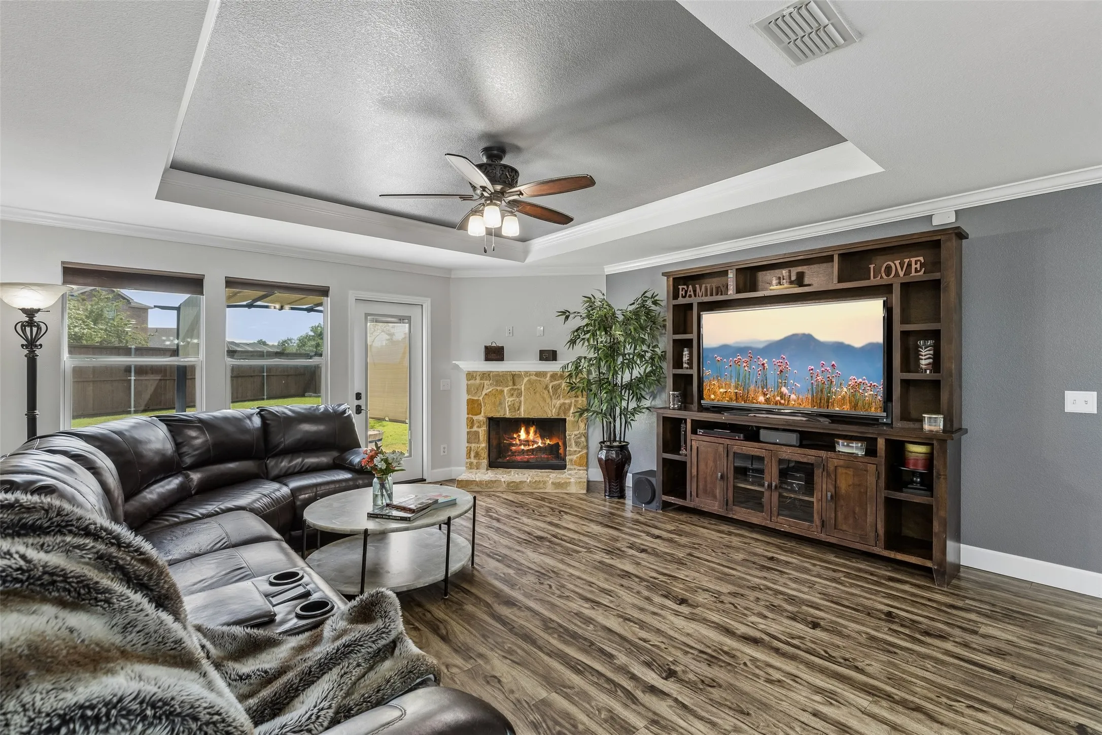 Single Family Residence For Sale in Collin County , 3022 Pinyon Place, Melissa, Texas 75454, 3 Bedroom, 2 Bathroom, 2 Garage spaces, 1,894 Sqft, built in 2014, mls#21393195, Real Estate Agent in Melissa, Homes For Sale in Collin county, Homes For Sale in Melissa, Realtor in Melissa Texas, Real Estate Brokerage Independent Realty Texas, Luminita Cordes Realtor