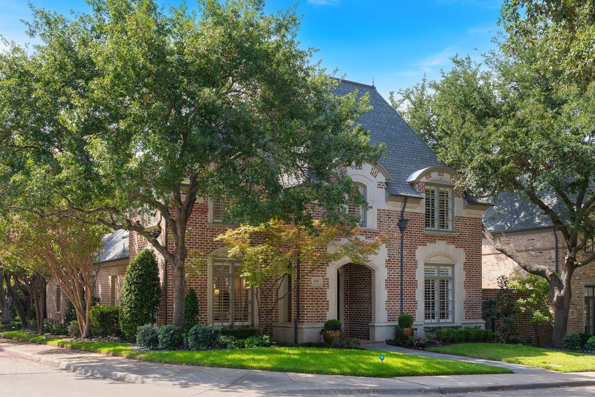 Single Family Residence For Sale