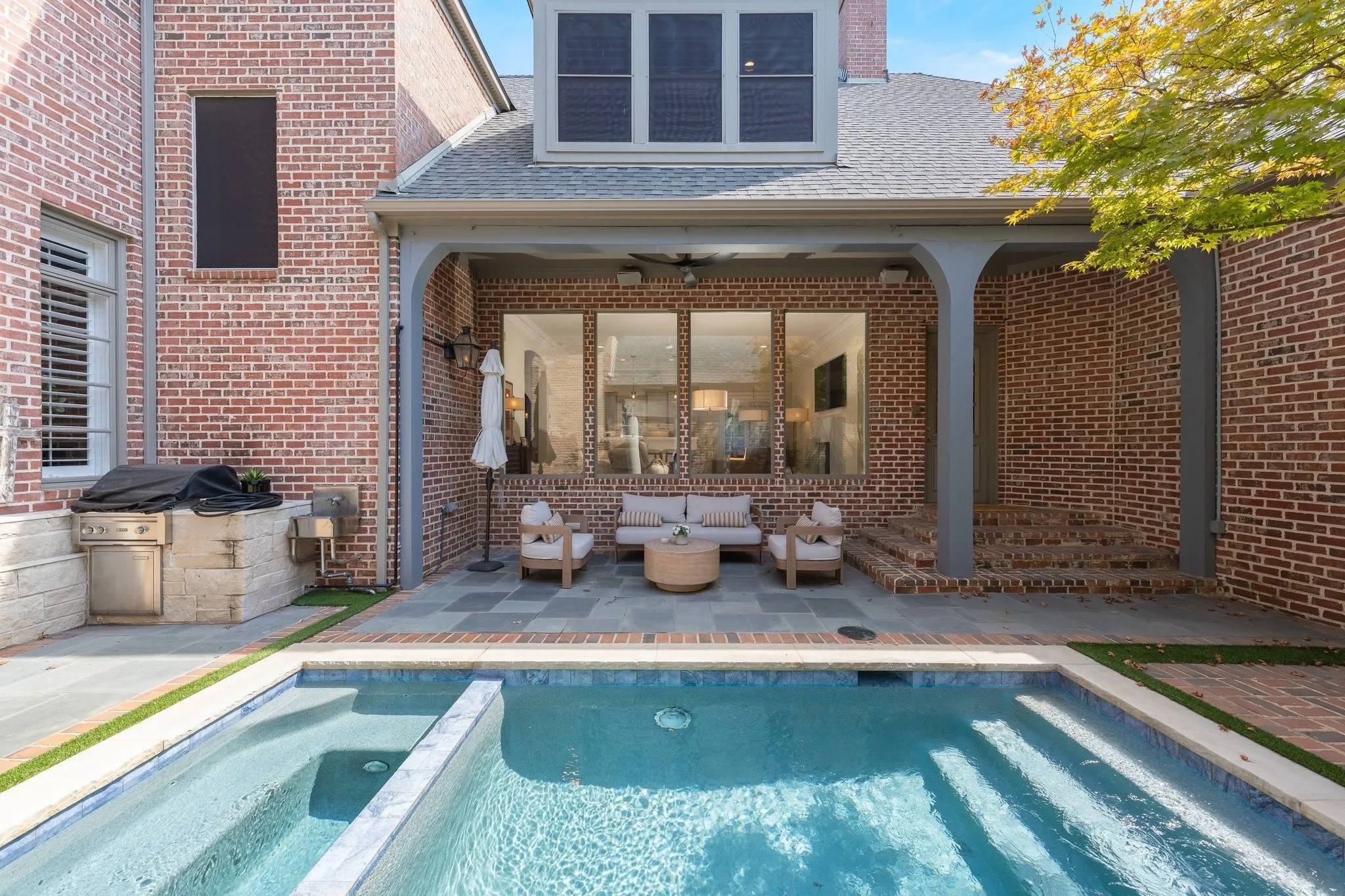 Single Family Residence For Sale in Dallas County , 5660 Prestwick Lane, Dallas, Texas 75252, 3 Bedroom, 4 Bathroom, 2 Garage spaces, 3,718 Sqft, built in 1997, mls#21394981, Real Estate Agent in Dallas, Homes For Sale in Dallas county, Homes For Sale in Dallas, Realtor in Dallas Texas, Real Estate Brokerage Independent Realty Texas, Luminita Cordes Realtor