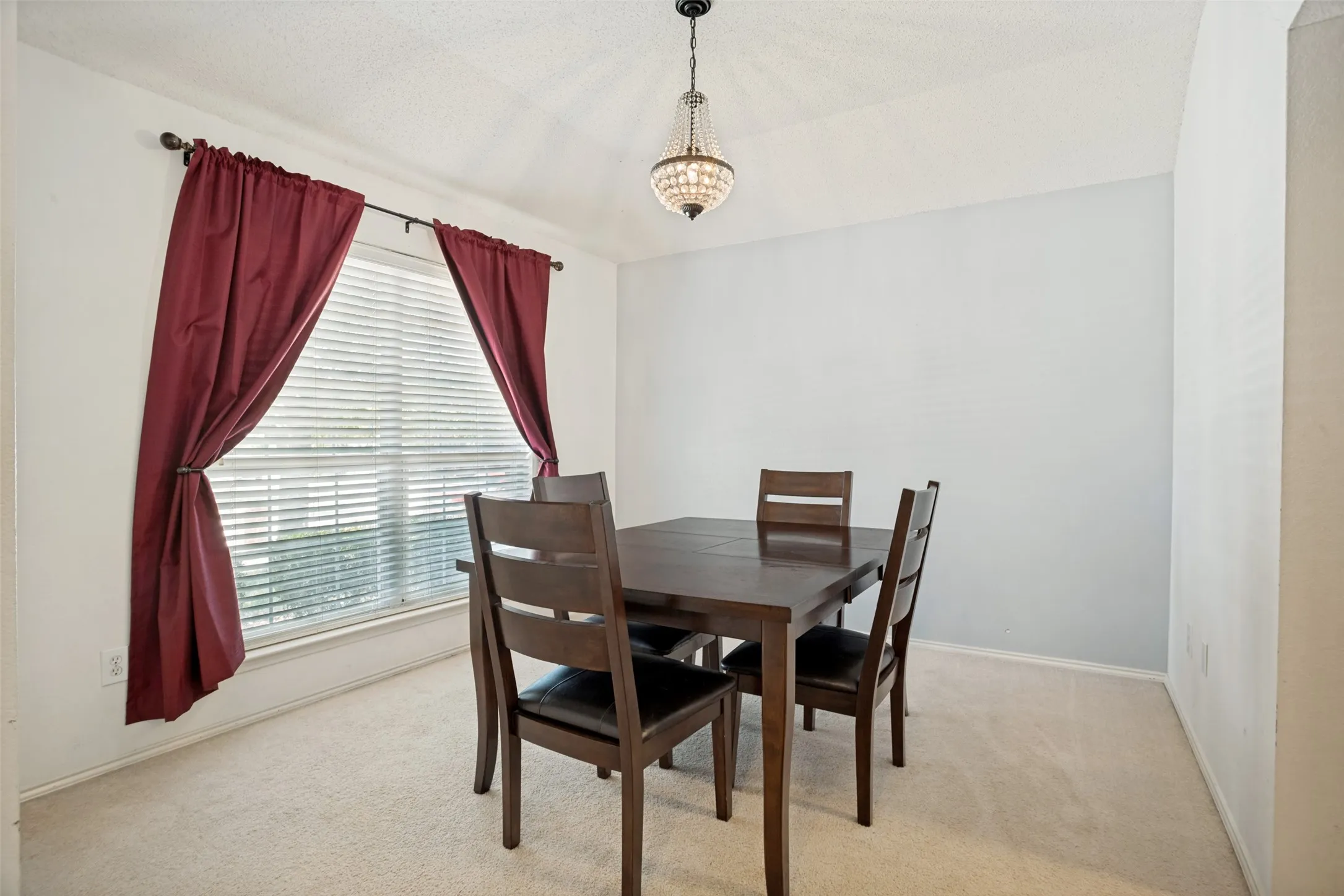 Formal dining room