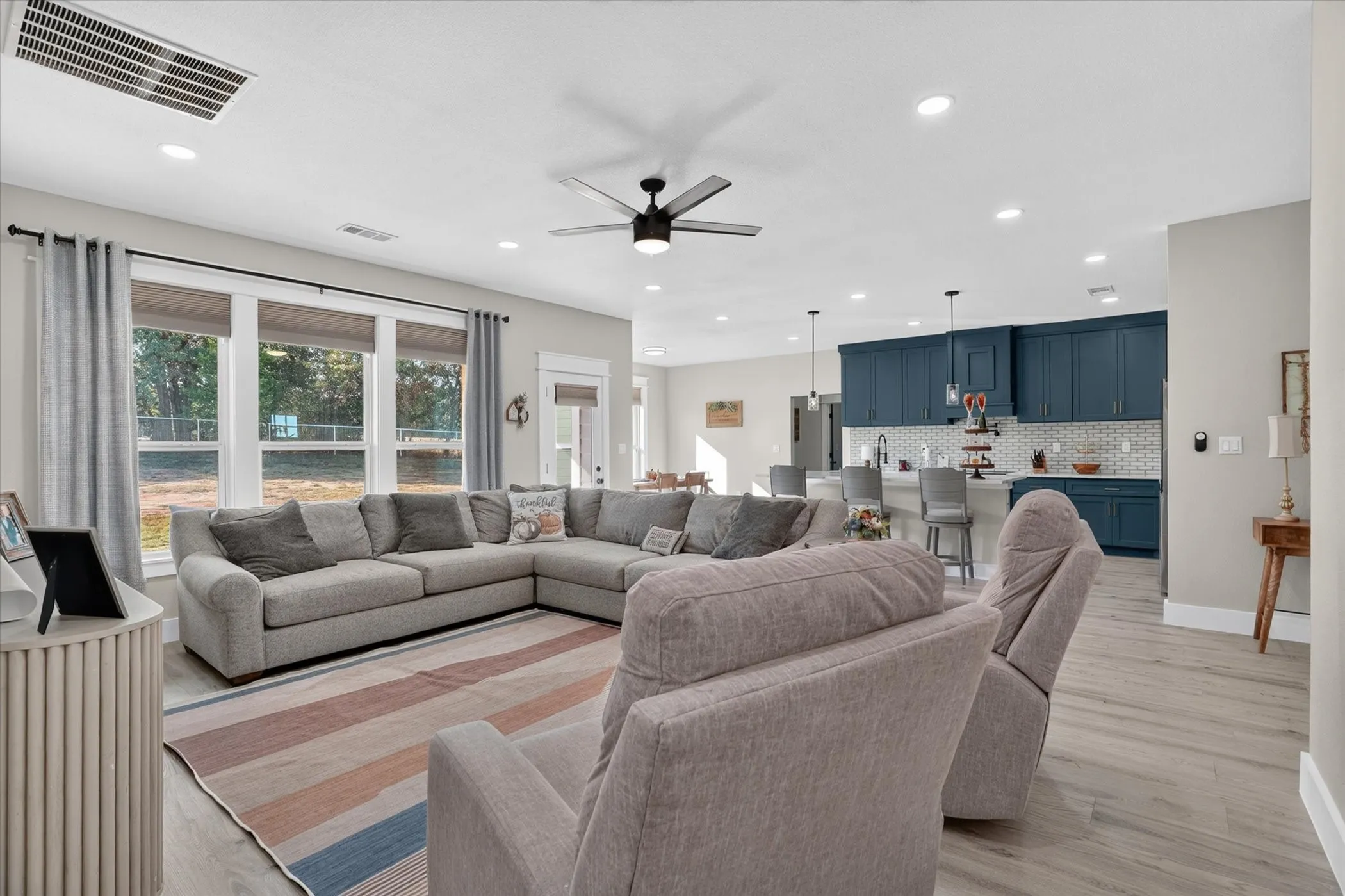 Single Family Residence For Sale in Parker County , 332 Jonny Boy Way, Springtown, Texas 76082, 4 Bedroom, 2 Bathroom, 2 Garage spaces, 2,092 Sqft, built in 2024, mls#21396133, Real Estate Agent in Springtown, Homes For Sale in Parker county, Homes For Sale in Springtown, Realtor in Springtown Texas, Real Estate Brokerage Independent Realty Texas, Luminita Cordes Realtor