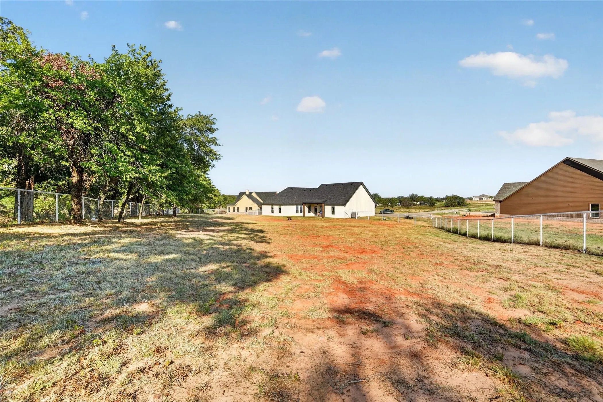 Single Family Residence For Sale in Parker County , 332 Jonny Boy Way, Springtown, Texas 76082, 4 Bedroom, 2 Bathroom, 2 Garage spaces, 2,092 Sqft, built in 2024, mls#21396133, Real Estate Agent in Springtown, Homes For Sale in Parker county, Homes For Sale in Springtown, Realtor in Springtown Texas, Real Estate Brokerage Independent Realty Texas, Luminita Cordes Realtor
