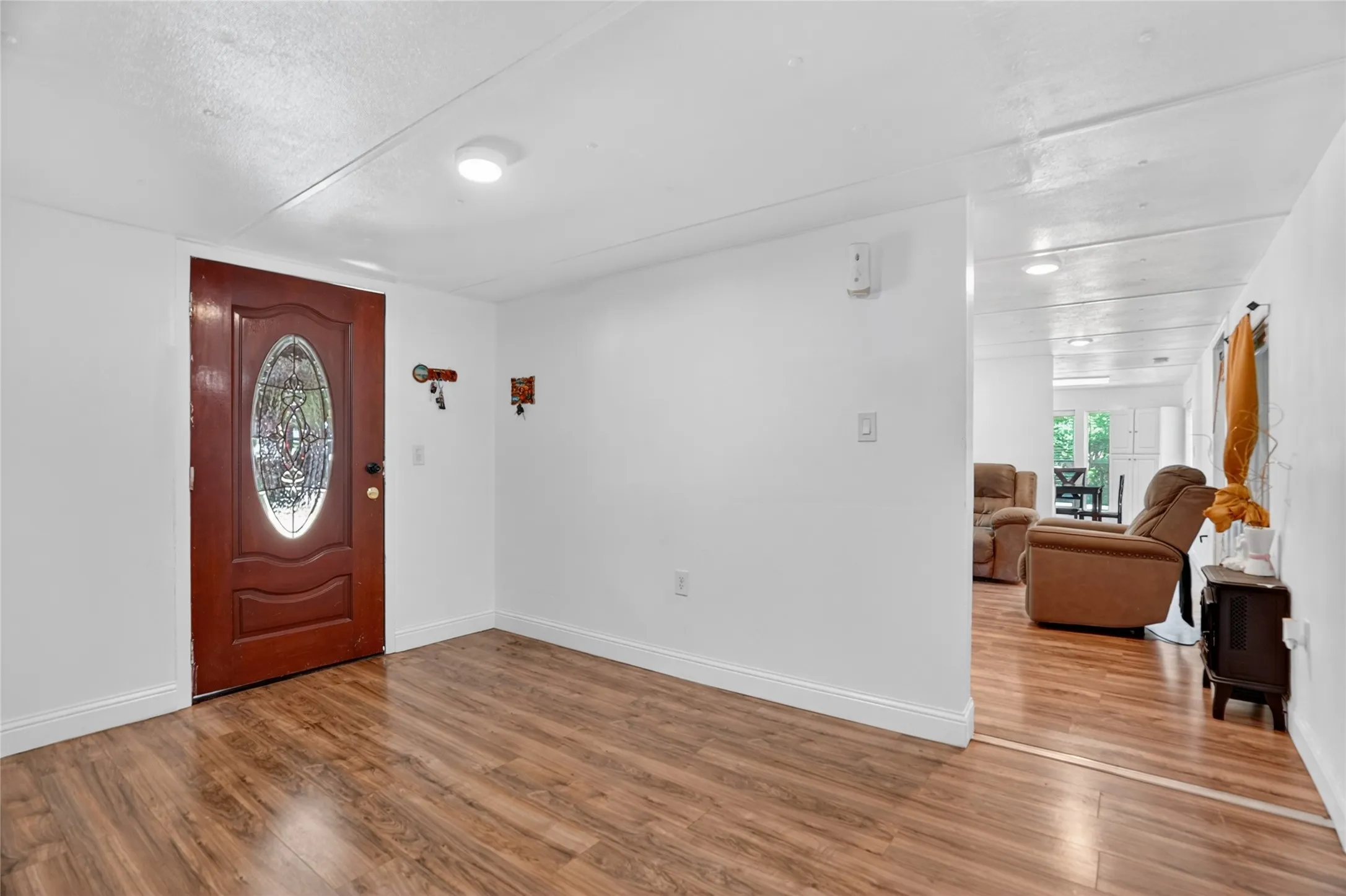 Mobile Home For Sale in Hood County , 916 Fawn Drive, Granbury, Texas 76049, 3 Bedroom, 2 Bathroom, 2 Garage spaces, 1,400 Sqft, built in 1978, mls#21396329, Real Estate Agent in Granbury, Homes For Sale in Hood county, Homes For Sale in Granbury, Realtor in Granbury Texas, Real Estate Brokerage Independent Realty Texas, Luminita Cordes Realtor