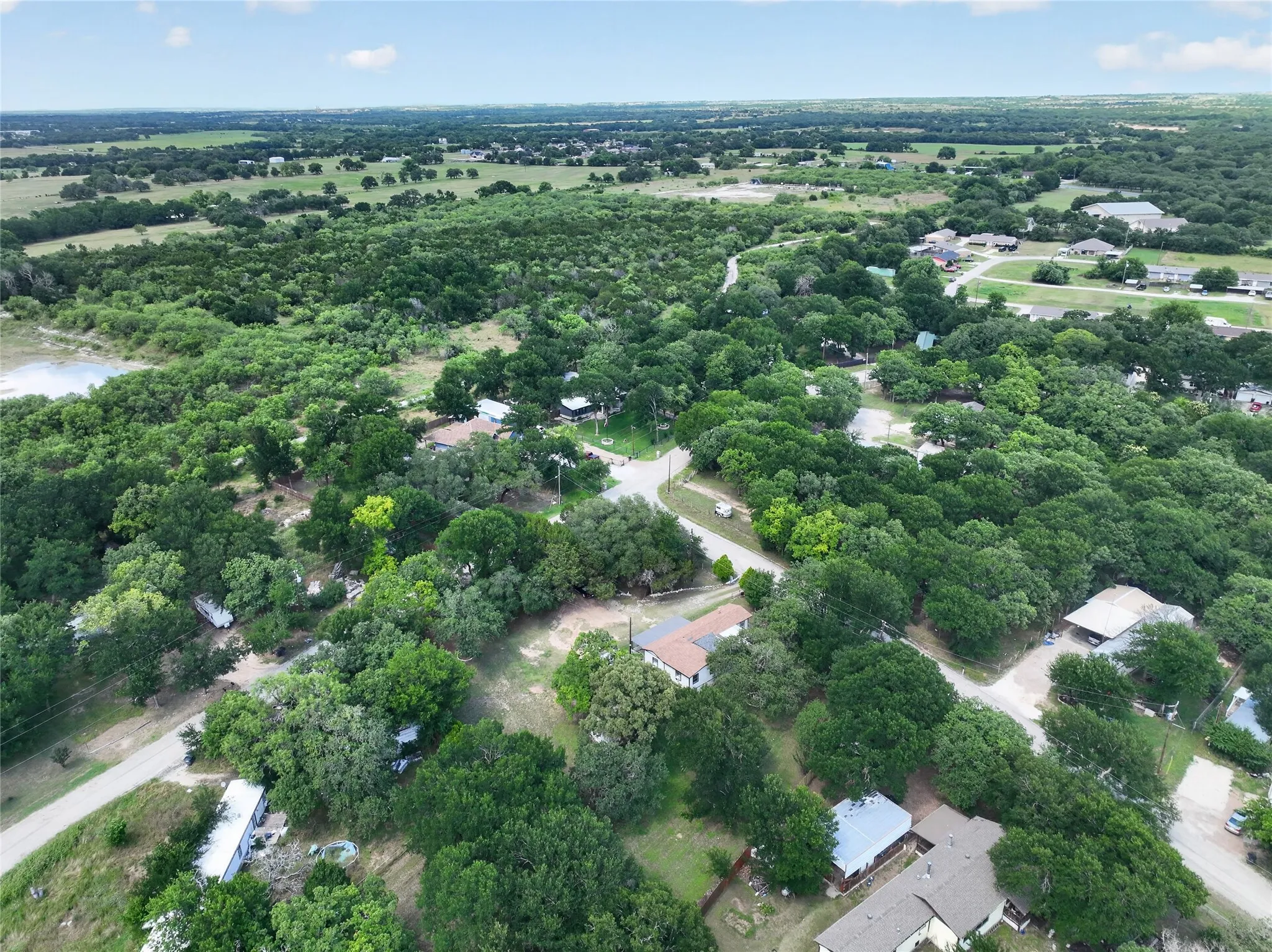 Mobile Home For Sale in Hood County , 916 Fawn Drive, Granbury, Texas 76049, 3 Bedroom, 2 Bathroom, 2 Garage spaces, 1,400 Sqft, built in 1978, mls#21396329, Real Estate Agent in Granbury, Homes For Sale in Hood county, Homes For Sale in Granbury, Realtor in Granbury Texas, Real Estate Brokerage Independent Realty Texas, Luminita Cordes Realtor