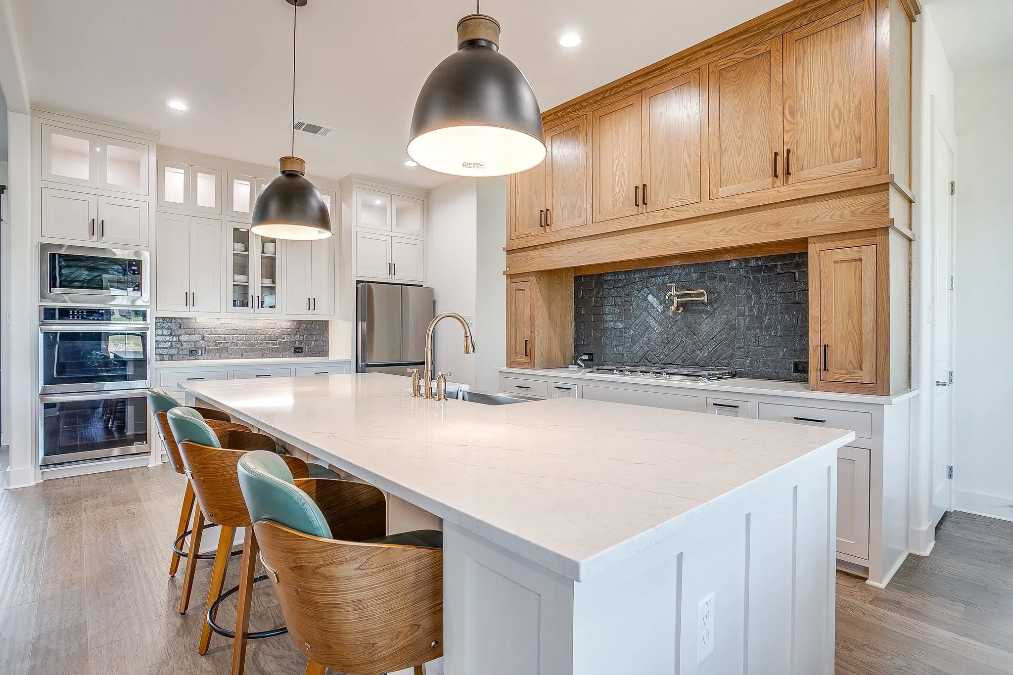 Single Family Residence For Sale in Parker County , 202 Palo Duro Drive, Aledo, Texas 76008, 4 Bedroom, 4 Bathroom, 3 Garage spaces, 3,436 Sqft, built in 2023, mls#21396052, Real Estate Agent in Aledo, Homes For Sale in Parker county, Homes For Sale in Aledo, Realtor in Aledo Texas, Real Estate Brokerage Independent Realty Texas, Luminita Cordes Realtor