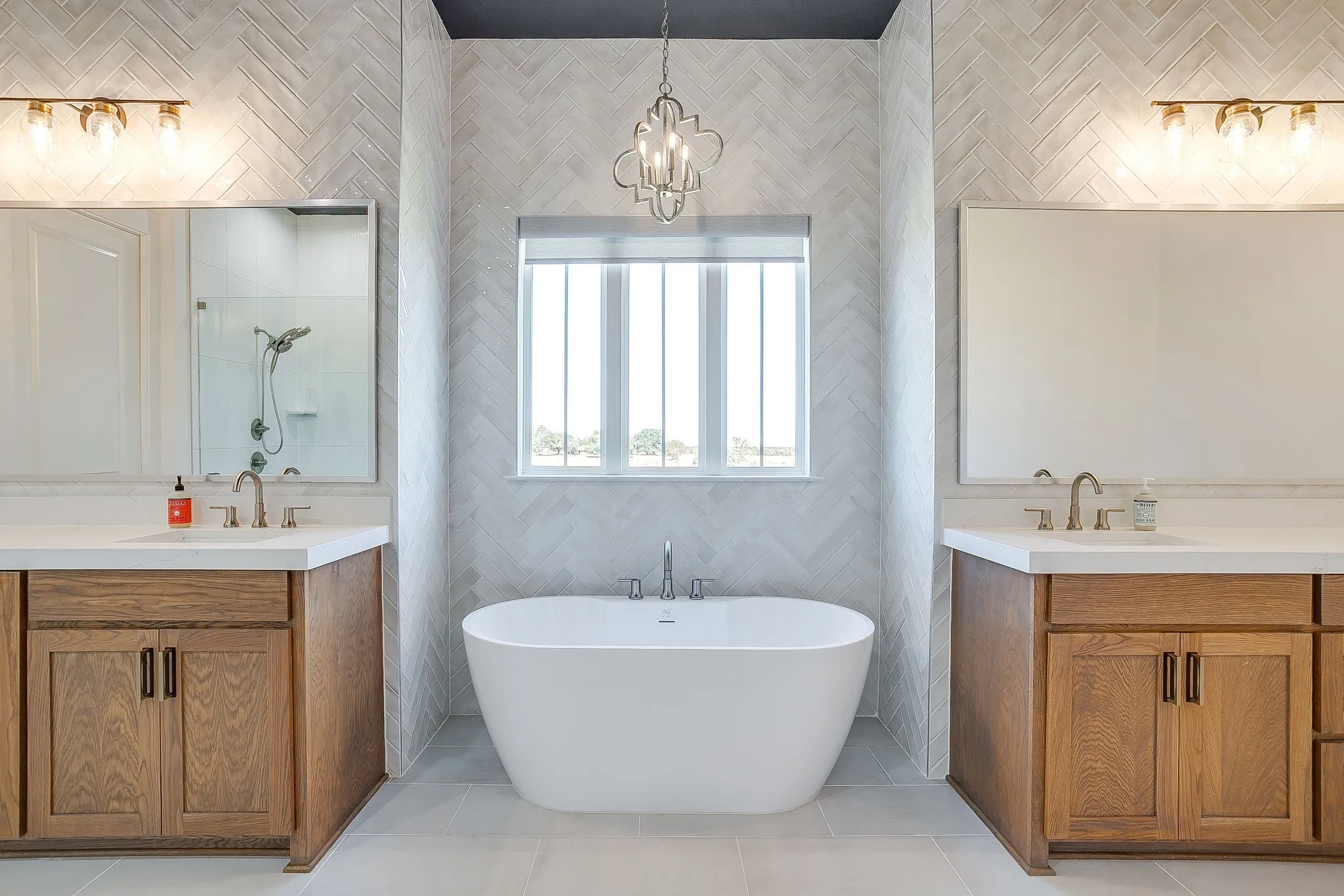 Single Family Residence For Sale in Parker County , 202 Palo Duro Drive, Aledo, Texas 76008, 4 Bedroom, 4 Bathroom, 3 Garage spaces, 3,436 Sqft, built in 2023, mls#21396052, Real Estate Agent in Aledo, Homes For Sale in Parker county, Homes For Sale in Aledo, Realtor in Aledo Texas, Real Estate Brokerage Independent Realty Texas, Luminita Cordes Realtor