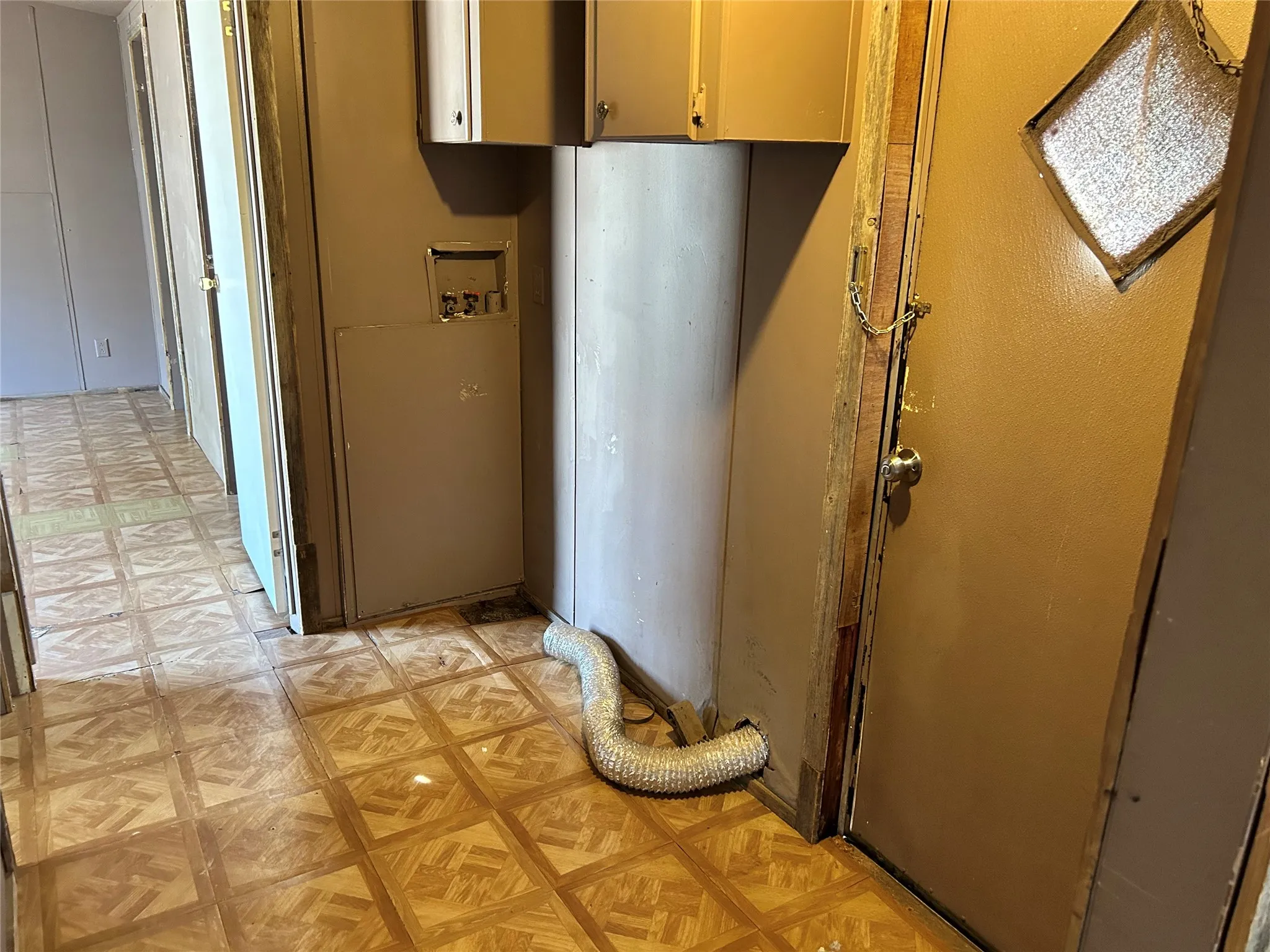 Mobile Home For Rent in Taylor County , 30 West Trail, Abilene, Texas 79605, 2 Bedroom, 2 Bathroom, Garage spaces, 1,982 Sqft, built in 1982, mls#21396341, Real Estate Agent in Abilene, Homes For Rent in Taylor county, Homes For Rent in Abilene, Realtor in Abilene Texas, Real Estate Brokerage Independent Realty Texas, Luminita Cordes Realtor