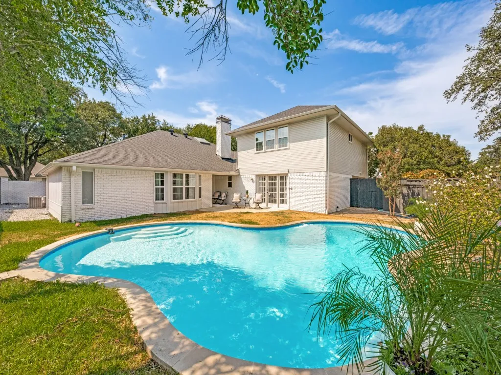 Single Family Residence For Sale in Dallas County , 16810 Deer Park Drive, Dallas, Texas 75248, 5 Bedroom, 4 Bathroom, 2 Garage spaces, 3,875 Sqft, built in 1975, mls#21394497, Real Estate Agent in Dallas, Homes For Sale in Dallas county, Homes For Sale in Dallas, Realtor in Dallas Texas, Real Estate Brokerage Independent Realty Texas, Luminita Cordes Realtor