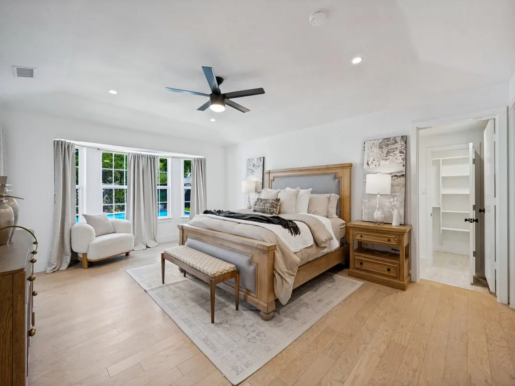 Single Family Residence For Sale in Dallas County , 16810 Deer Park Drive, Dallas, Texas 75248, 5 Bedroom, 4 Bathroom, 2 Garage spaces, 3,875 Sqft, built in 1975, mls#21394497, Real Estate Agent in Dallas, Homes For Sale in Dallas county, Homes For Sale in Dallas, Realtor in Dallas Texas, Real Estate Brokerage Independent Realty Texas, Luminita Cordes Realtor