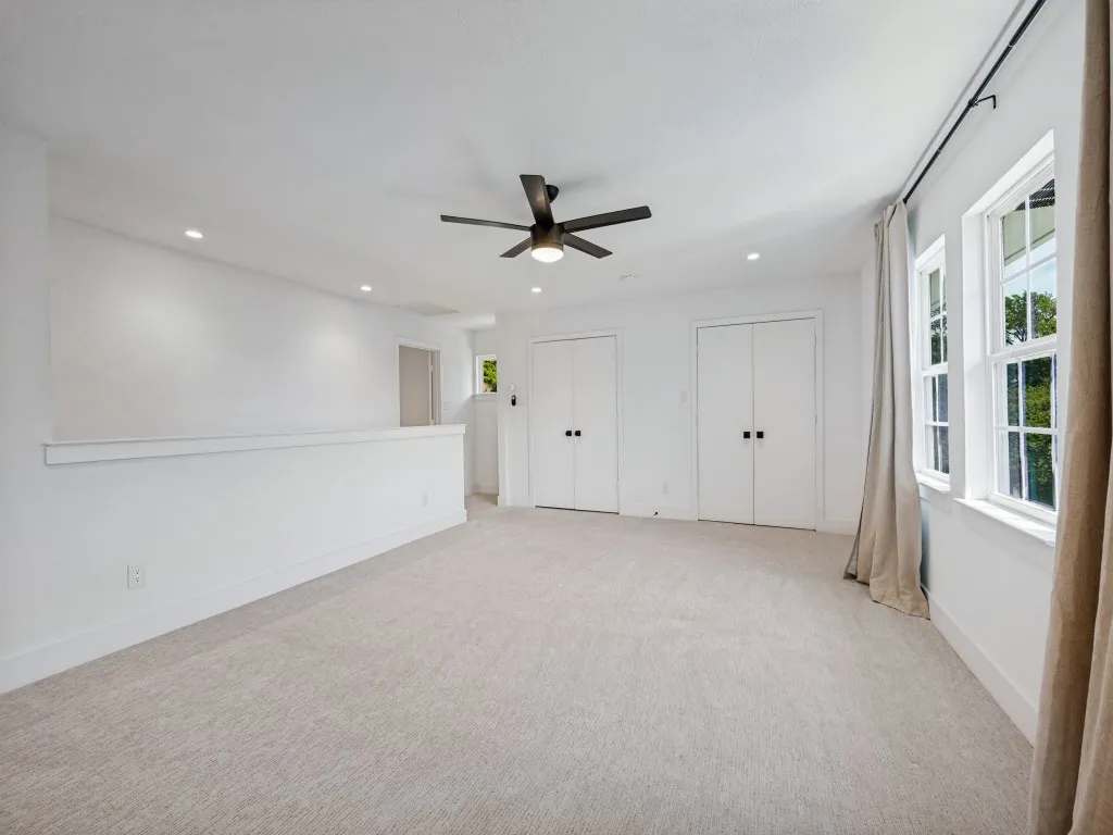 Single Family Residence For Sale in Dallas County , 16810 Deer Park Drive, Dallas, Texas 75248, 5 Bedroom, 4 Bathroom, 2 Garage spaces, 3,875 Sqft, built in 1975, mls#21394497, Real Estate Agent in Dallas, Homes For Sale in Dallas county, Homes For Sale in Dallas, Realtor in Dallas Texas, Real Estate Brokerage Independent Realty Texas, Luminita Cordes Realtor