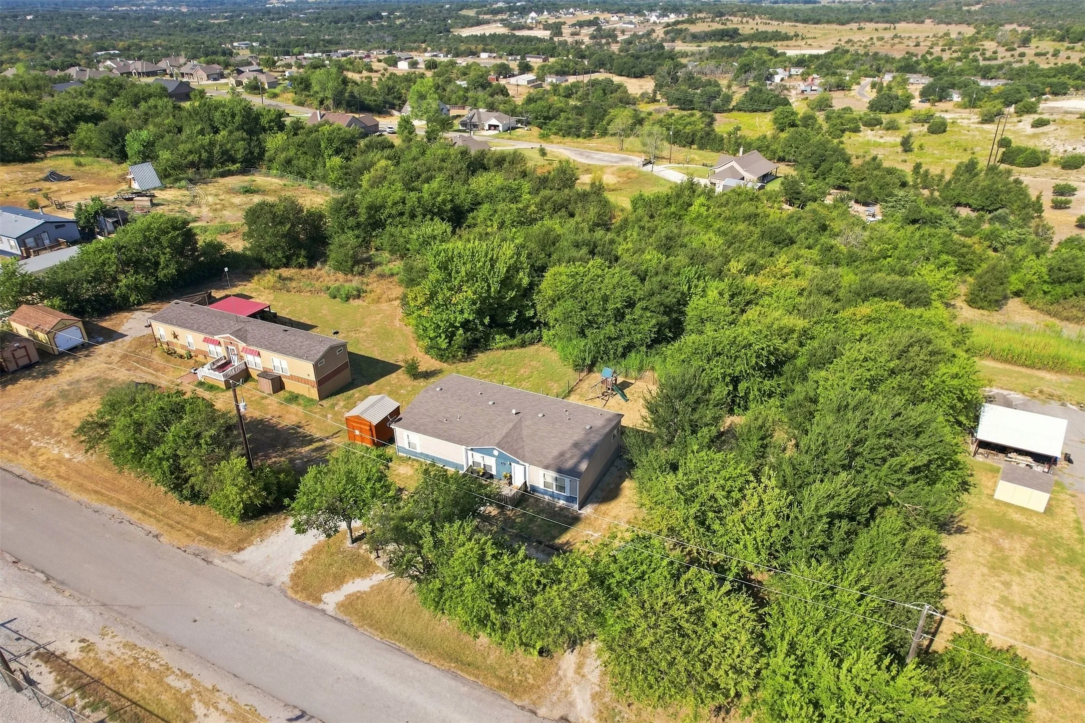 Mobile Home For Sale in Parker County , 5519 Upper Denton Road, Weatherford, Texas 76085, 3 Bedroom, 2 Bathroom, Garage spaces, 1,736 Sqft, built in 2018, mls#21396317, Real Estate Agent in Weatherford, Homes For Sale in Parker county, Homes For Sale in Weatherford, Realtor in Weatherford Texas, Real Estate Brokerage Independent Realty Texas, Luminita Cordes Realtor