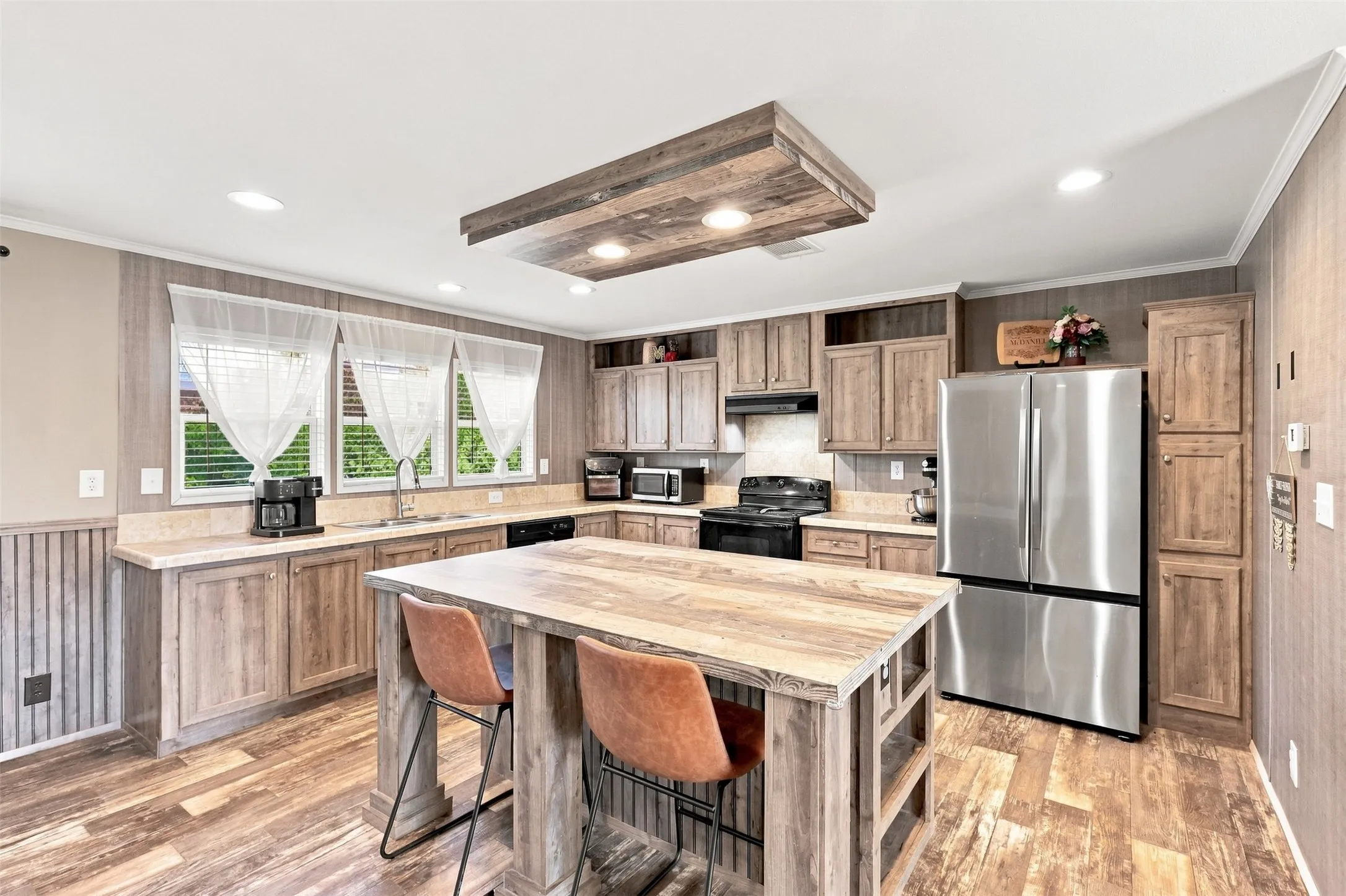 Mobile Home For Sale in Parker County , 5519 Upper Denton Road, Weatherford, Texas 76085, 3 Bedroom, 2 Bathroom, Garage spaces, 1,736 Sqft, built in 2018, mls#21396317, Real Estate Agent in Weatherford, Homes For Sale in Parker county, Homes For Sale in Weatherford, Realtor in Weatherford Texas, Real Estate Brokerage Independent Realty Texas, Luminita Cordes Realtor