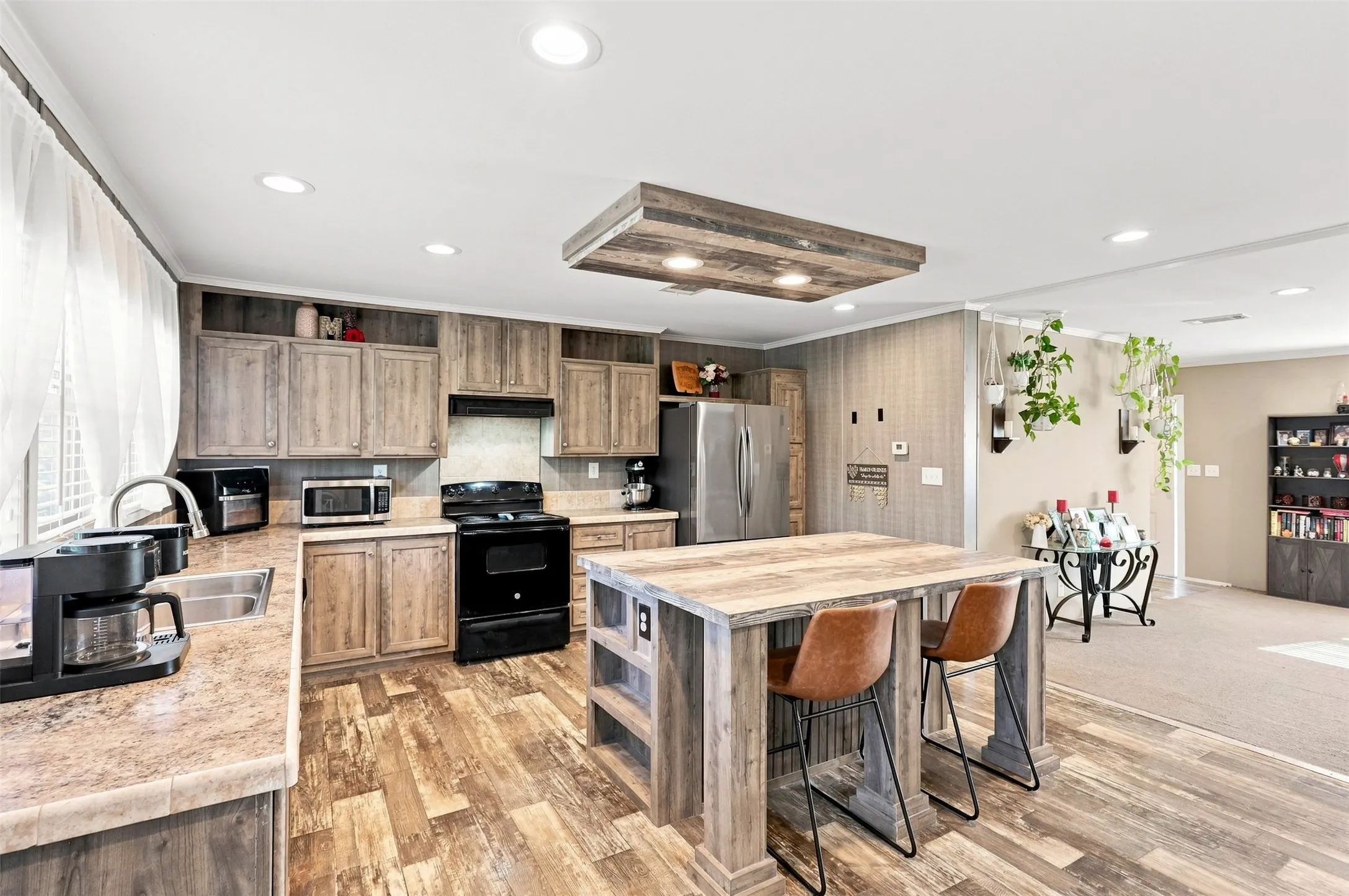 Mobile Home For Sale in Parker County , 5519 Upper Denton Road, Weatherford, Texas 76085, 3 Bedroom, 2 Bathroom, Garage spaces, 1,736 Sqft, built in 2018, mls#21396317, Real Estate Agent in Weatherford, Homes For Sale in Parker county, Homes For Sale in Weatherford, Realtor in Weatherford Texas, Real Estate Brokerage Independent Realty Texas, Luminita Cordes Realtor
