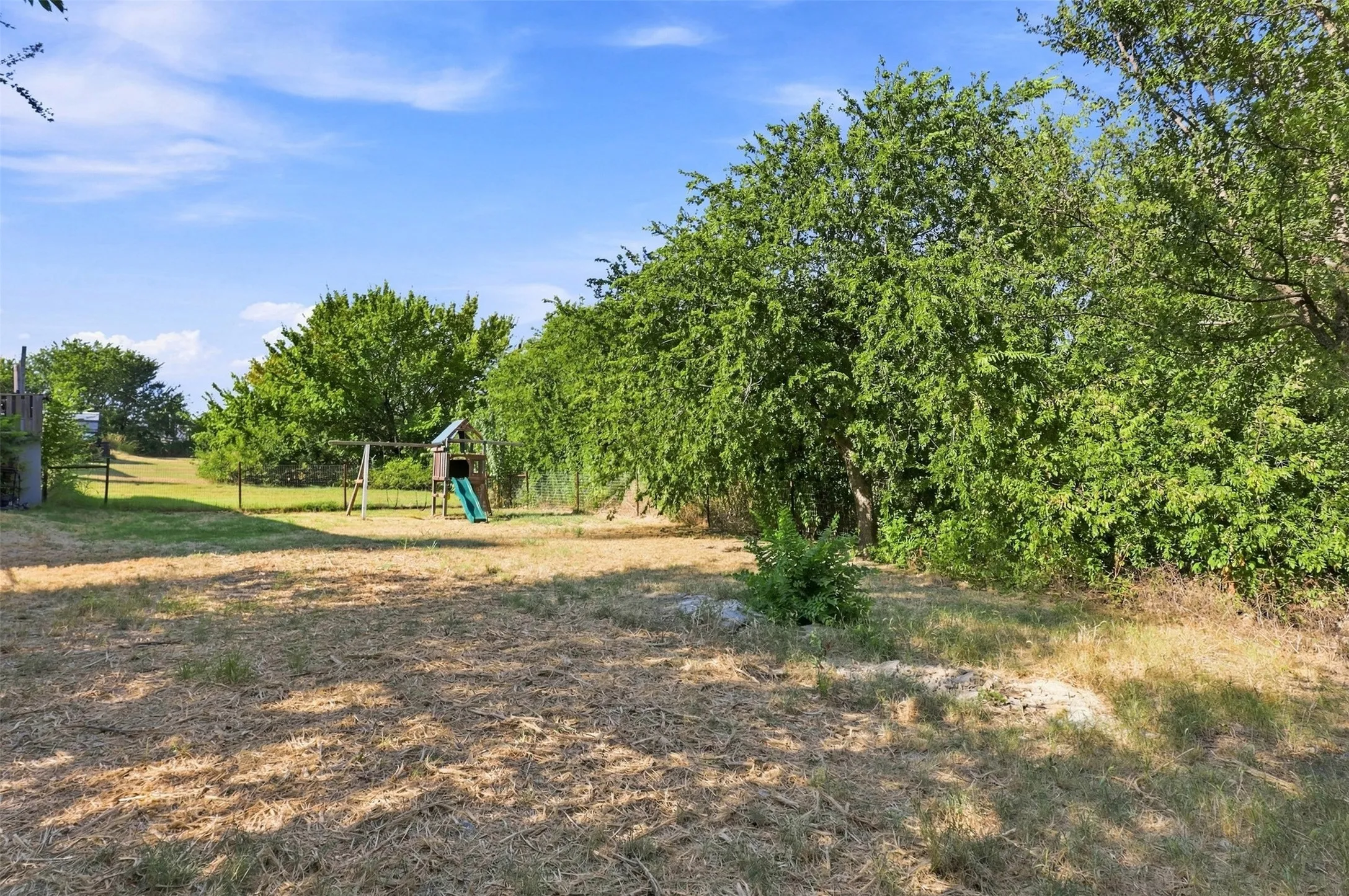 Mobile Home For Sale in Parker County , 5519 Upper Denton Road, Weatherford, Texas 76085, 3 Bedroom, 2 Bathroom, Garage spaces, 1,736 Sqft, built in 2018, mls#21396317, Real Estate Agent in Weatherford, Homes For Sale in Parker county, Homes For Sale in Weatherford, Realtor in Weatherford Texas, Real Estate Brokerage Independent Realty Texas, Luminita Cordes Realtor