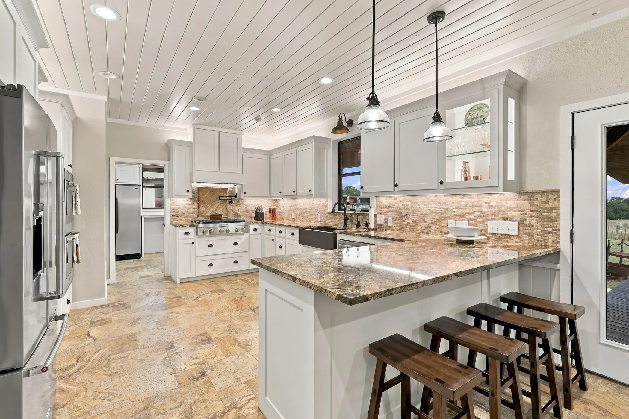 Farm For Sale in Smith County , 23241 County Road 2159, Troup, Texas 75789, 4 Bedroom, 6 Bathroom, 2 Garage spaces, 3,028 Sqft, built in 2006, mls#21396345, Real Estate Agent in Troup, Homes For Sale in Smith county, Homes For Sale in Troup, Realtor in Troup Texas, Real Estate Brokerage Independent Realty Texas, Luminita Cordes Realtor