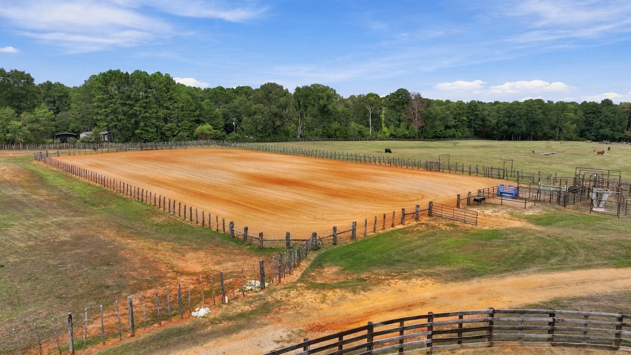 Farm For Sale in Smith County , 23241 County Road 2159, Troup, Texas 75789, 4 Bedroom, 6 Bathroom, 2 Garage spaces, 3,028 Sqft, built in 2006, mls#21396345, Real Estate Agent in Troup, Homes For Sale in Smith county, Homes For Sale in Troup, Realtor in Troup Texas, Real Estate Brokerage Independent Realty Texas, Luminita Cordes Realtor