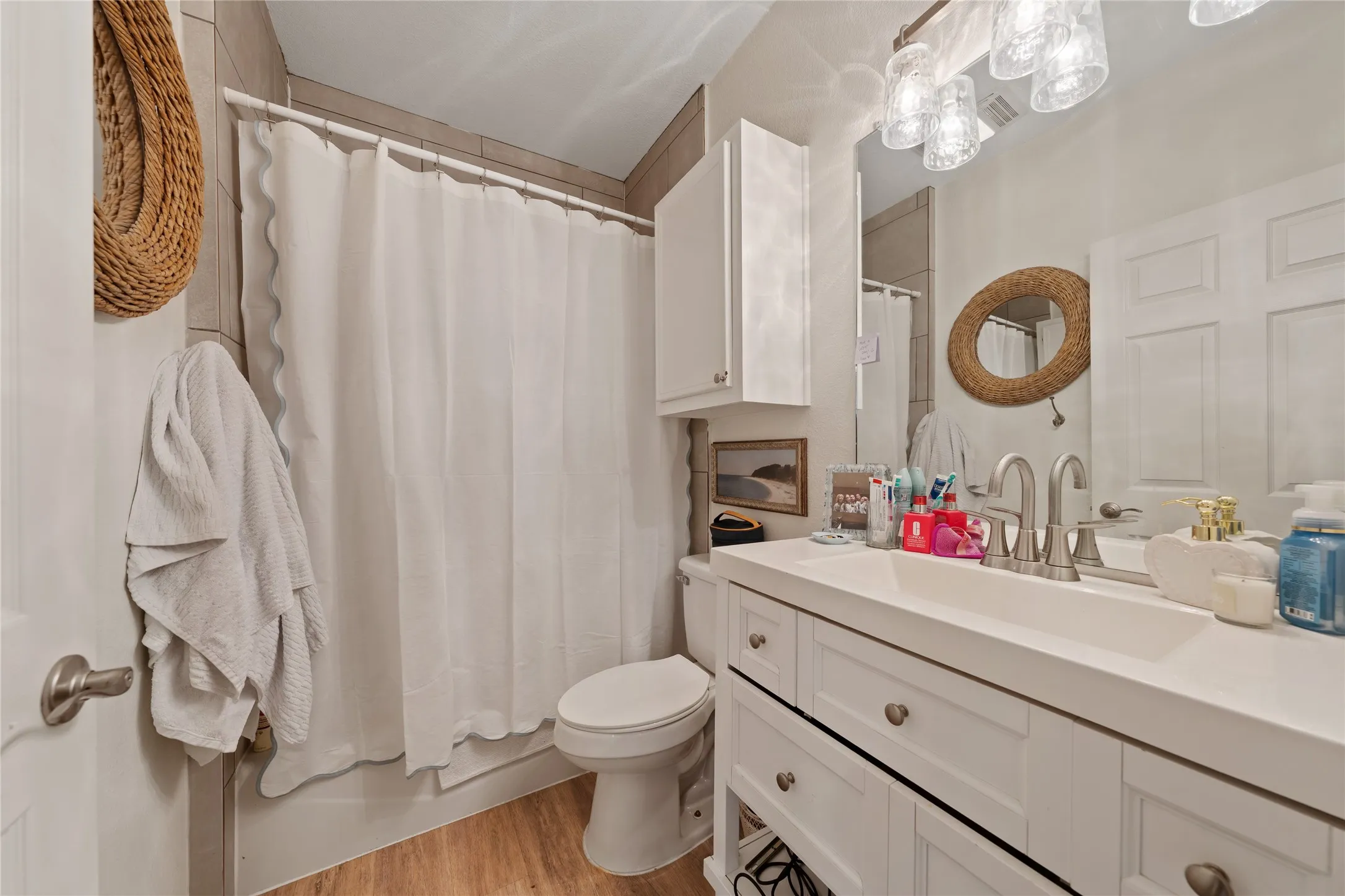 Duplex For Sale in Mc Lennan County , 1303 James Avenue, Waco, Texas 76706, 4 Bedroom, 4 Bathroom, Garage spaces, 0 Sqft, built in 2004, mls#21394352, Real Estate Agent in Waco, Homes For Sale in Mc Lennan county, Homes For Sale in Waco, Realtor in Waco Texas, Real Estate Brokerage Independent Realty Texas, Luminita Cordes Realtor