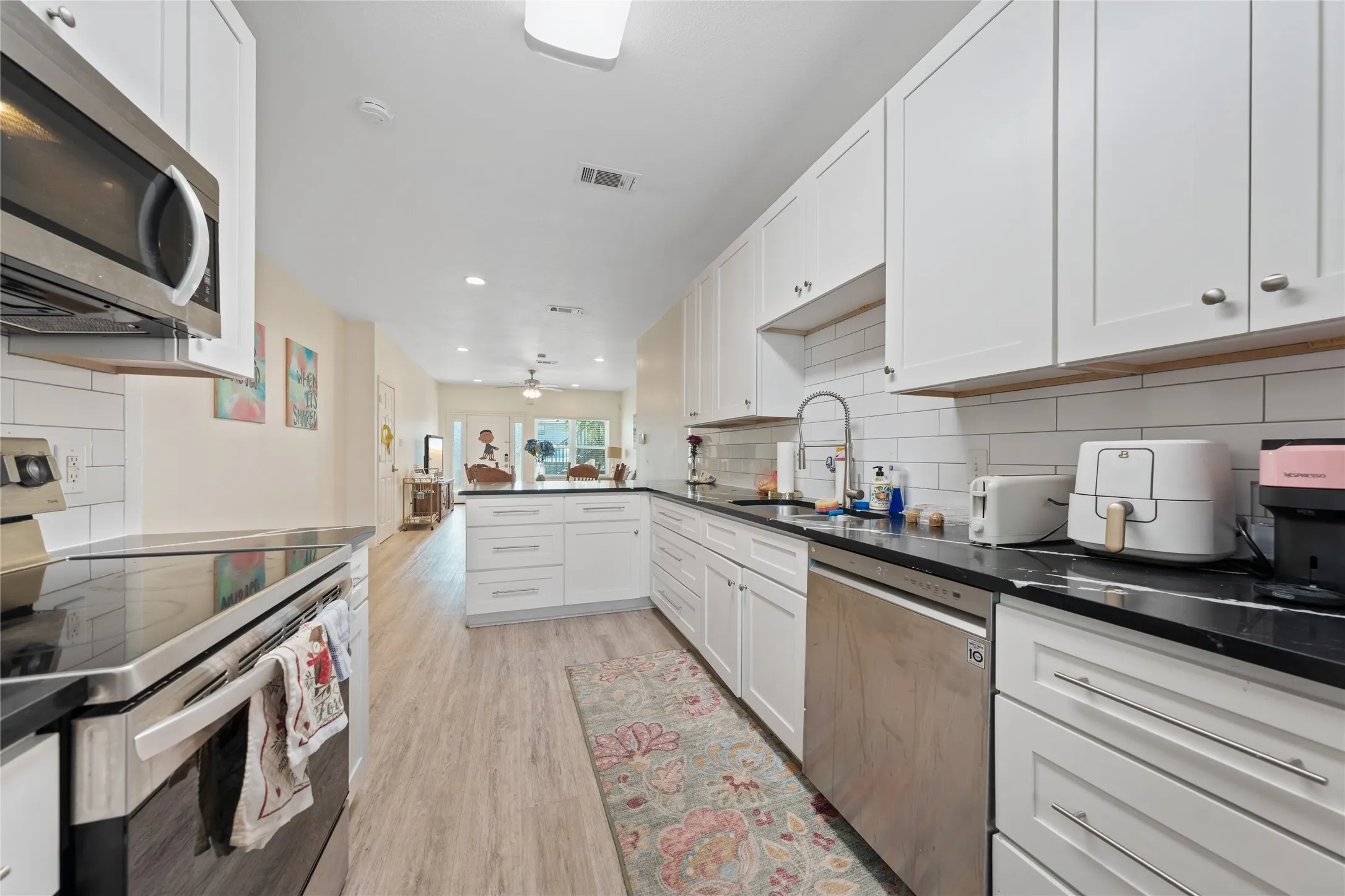 Duplex For Sale in Mc Lennan County , 1303 James Avenue, Waco, Texas 76706, 4 Bedroom, 4 Bathroom, Garage spaces, 0 Sqft, built in 2004, mls#21394352, Real Estate Agent in Waco, Homes For Sale in Mc Lennan county, Homes For Sale in Waco, Realtor in Waco Texas, Real Estate Brokerage Independent Realty Texas, Luminita Cordes Realtor
