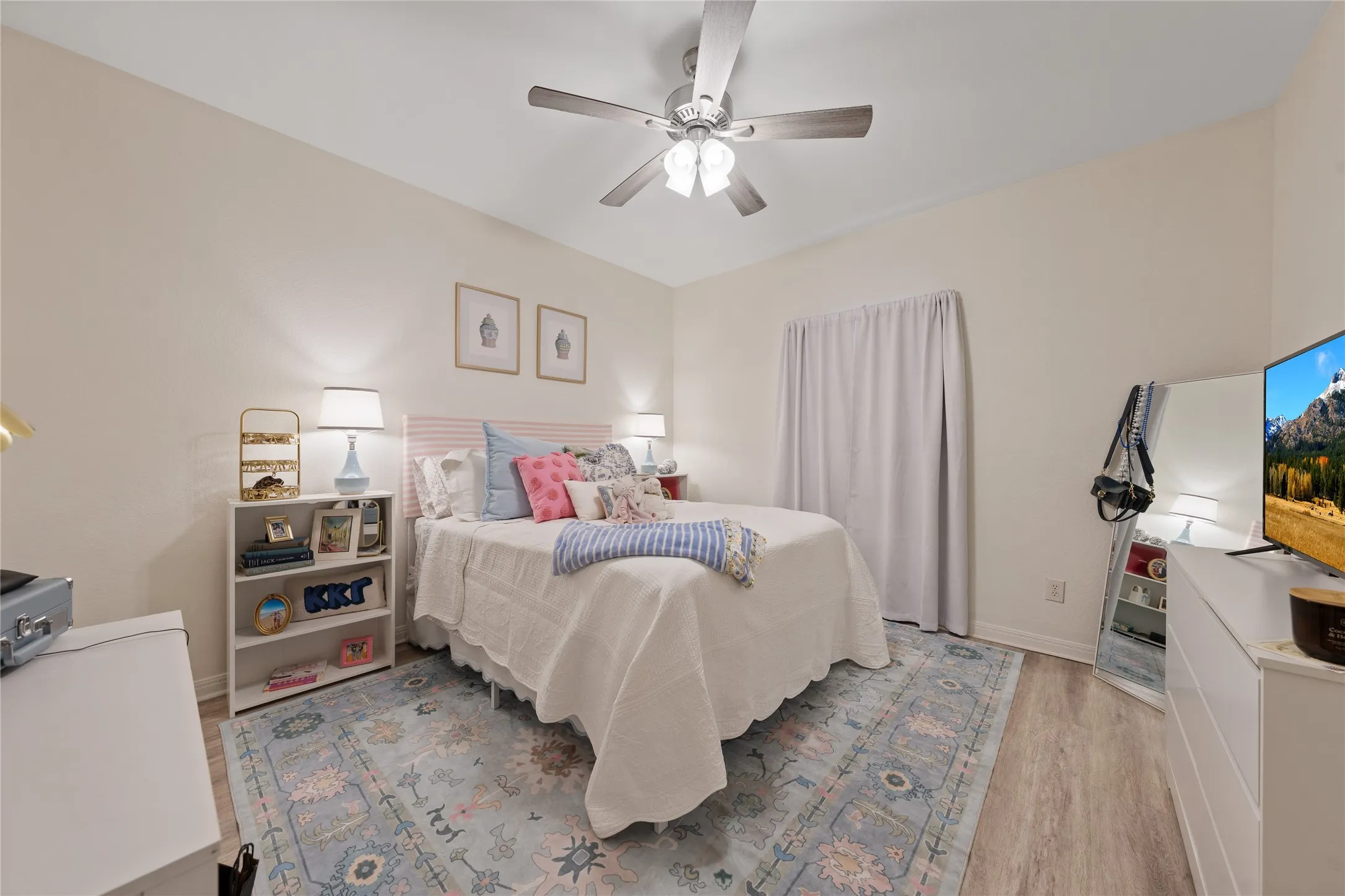 Duplex For Sale in Mc Lennan County , 1303 James Avenue, Waco, Texas 76706, 4 Bedroom, 4 Bathroom, Garage spaces, 0 Sqft, built in 2004, mls#21394352, Real Estate Agent in Waco, Homes For Sale in Mc Lennan county, Homes For Sale in Waco, Realtor in Waco Texas, Real Estate Brokerage Independent Realty Texas, Luminita Cordes Realtor