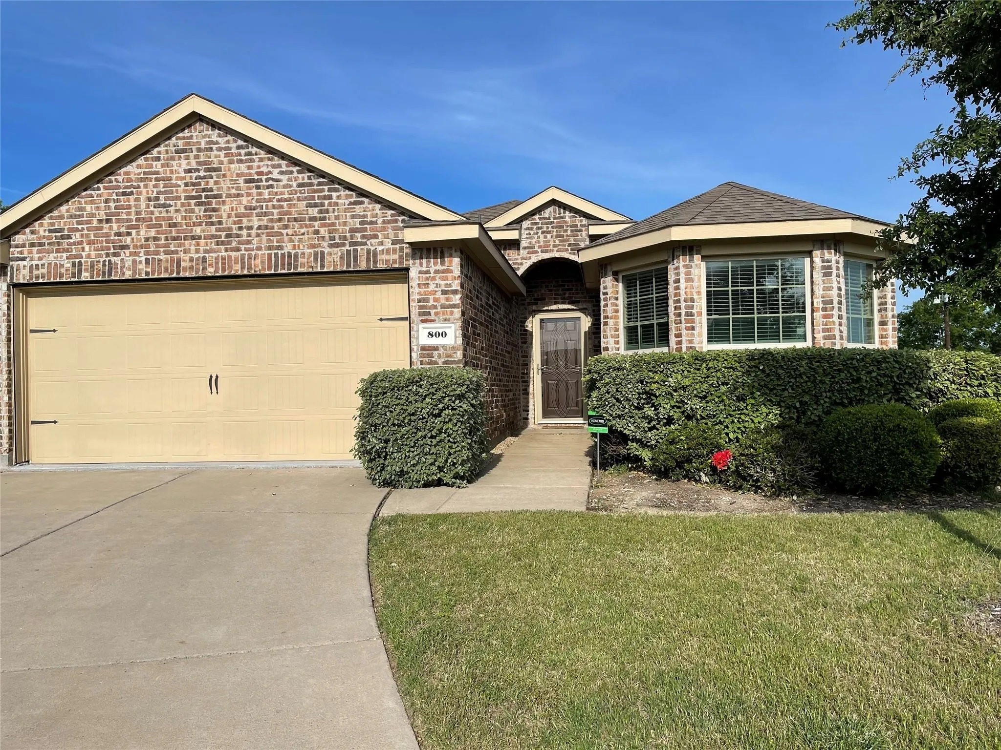 Single Family Residence For Rent in Collin County , 800 Elm Grove, Anna, Texas 75409, 3 Bedroom, 2 Bathroom, 2 Garage spaces, 1,532 Sqft, built in 2014, mls#21396362, Real Estate Agent in Anna, Homes For Rent in Collin county, Homes For Rent in Anna, Realtor in Anna Texas, Real Estate Brokerage Independent Realty Texas, Luminita Cordes Realtor