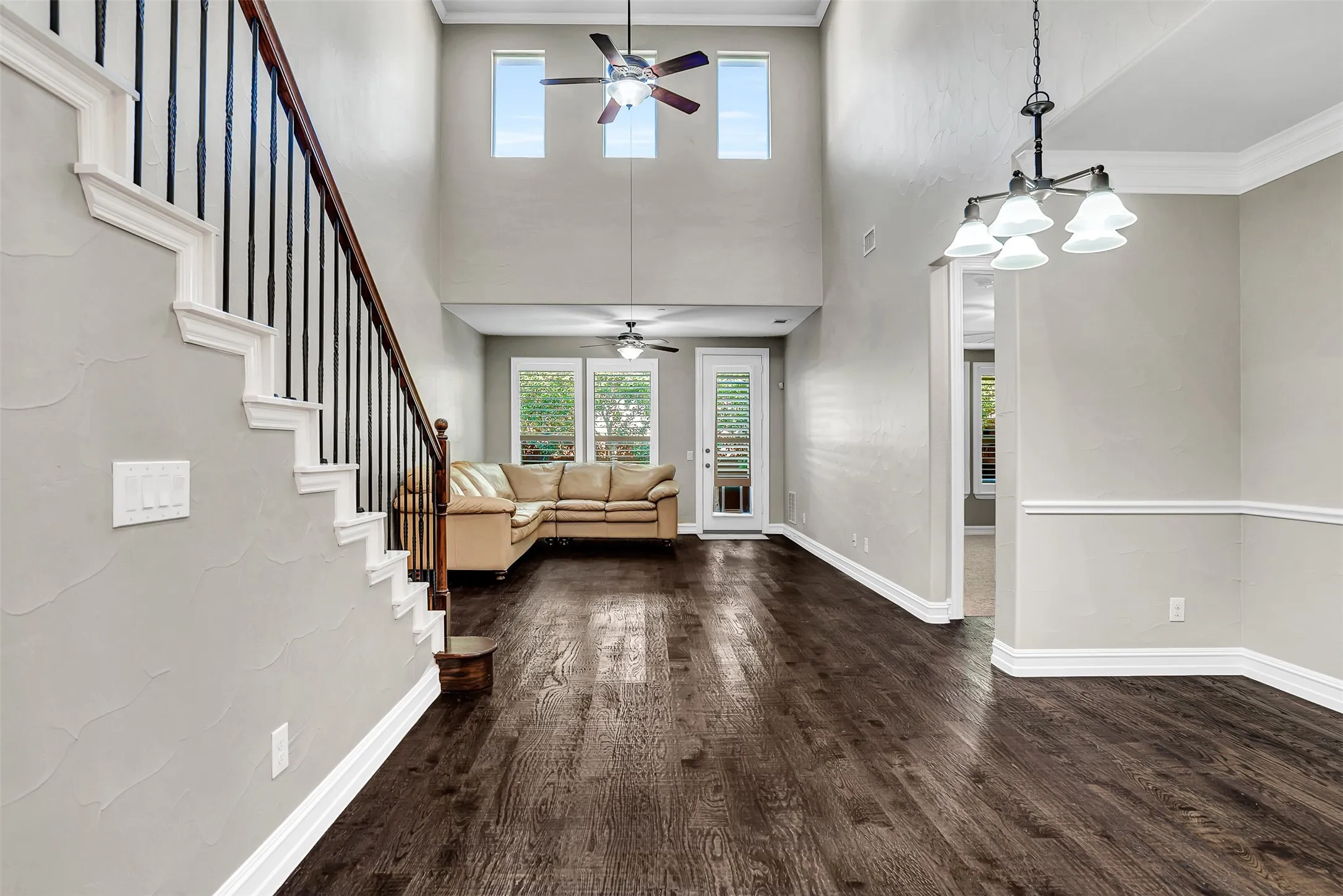 Entertaining is a must in a home like this! Holidays are coming up soon and you could be ready to celebrate in style.