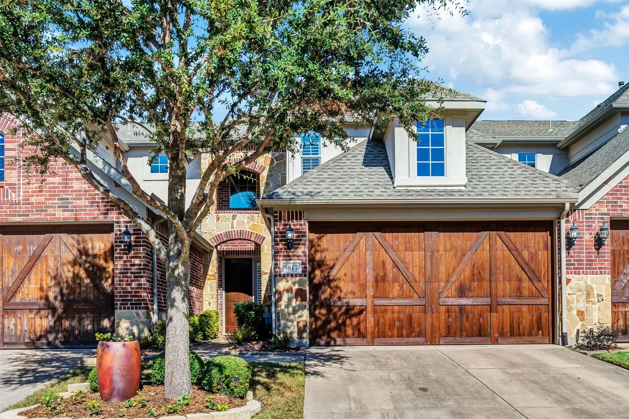 Townhouse For Rent in Collin County , 4817 BAYVIEW Drive, Plano, Texas 75093, 3 Bedroom, 3 Bathroom, 2 Garage spaces, 2,062 Sqft, built in 2013, mls#21395416, Real Estate Agent in Plano, Homes For Rent in Collin county, Homes For Rent in Plano, Realtor in Plano Texas, Real Estate Brokerage Independent Realty Texas, Luminita Cordes Realtor