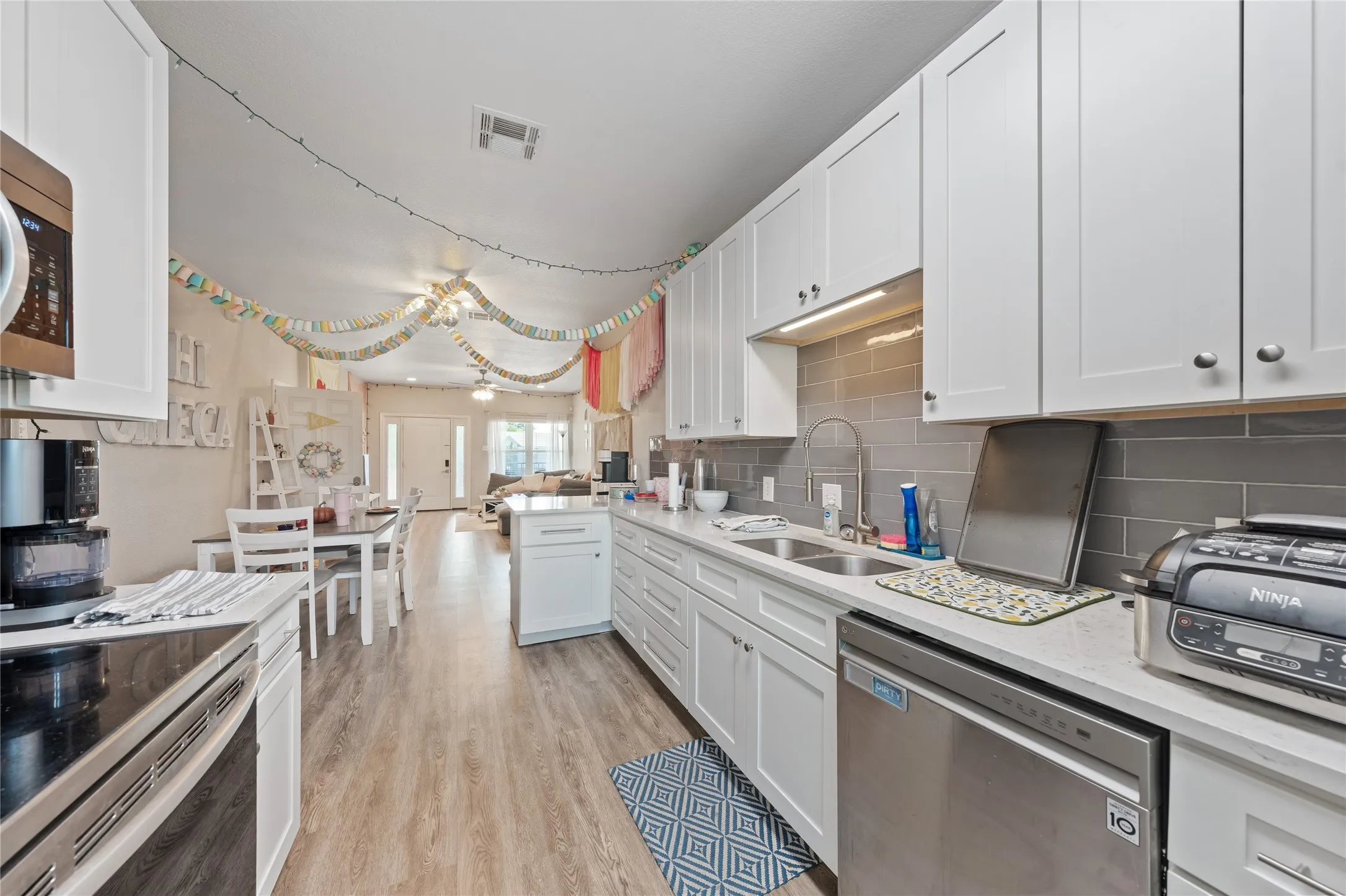 Duplex For Sale in Mc Lennan County , 1301 James Avenue, Waco, Texas 76706, 4 Bedroom, 4 Bathroom, Garage spaces, 0 Sqft, built in 2001, mls#21394366, Real Estate Agent in Waco, Homes For Sale in Mc Lennan county, Homes For Sale in Waco, Realtor in Waco Texas, Real Estate Brokerage Independent Realty Texas, Luminita Cordes Realtor