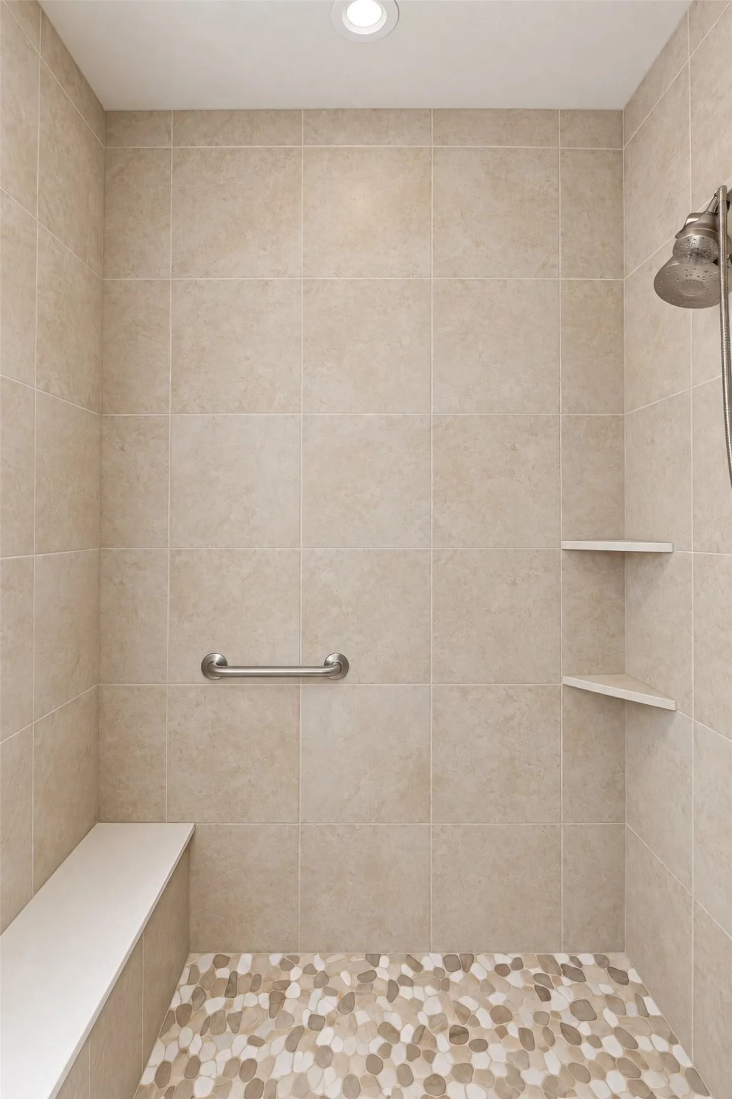 Large updated primary shower