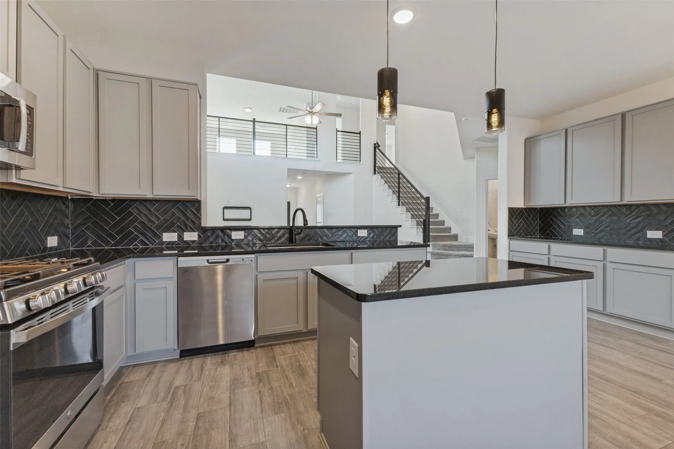 Single Family Residence For Sale in Kaufman County , 2907 Bodie Court, Forney, Texas 75126, 4 Bedroom, 3 Bathroom, 2 Garage spaces, 2,614 Sqft, built in 2023, mls#21394242, Real Estate Agent in Forney, Homes For Sale in Kaufman county, Homes For Sale in Forney, Realtor in Forney Texas, Real Estate Brokerage Independent Realty Texas, Luminita Cordes Realtor