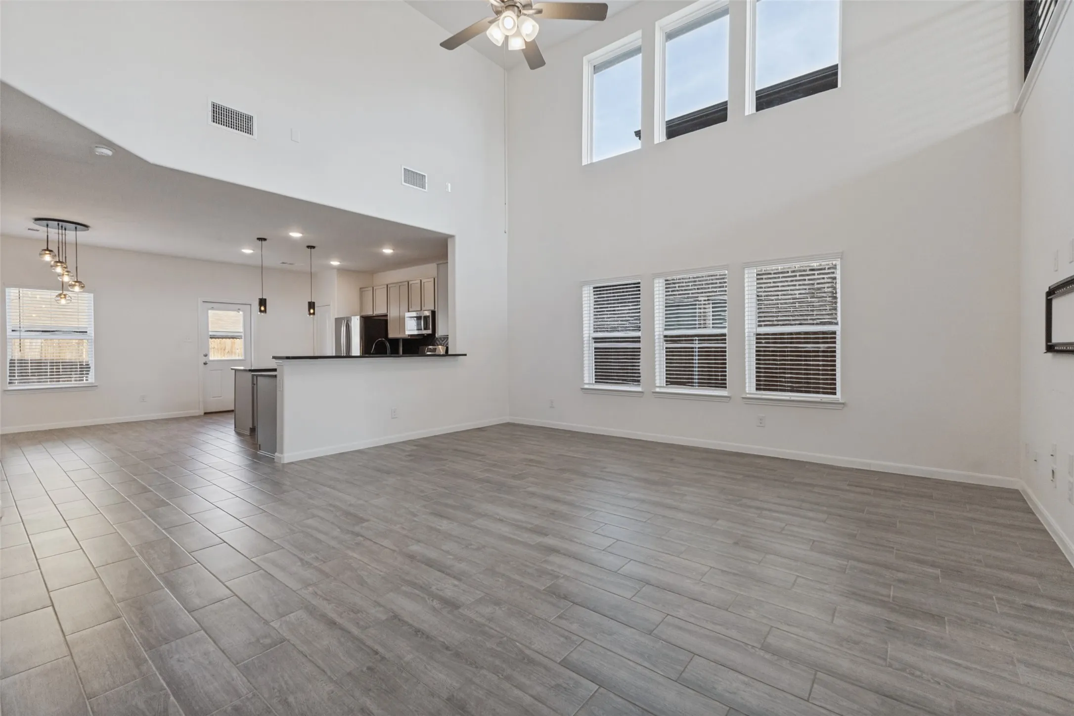 Single Family Residence For Sale in Kaufman County , 2907 Bodie Court, Forney, Texas 75126, 4 Bedroom, 3 Bathroom, 2 Garage spaces, 2,614 Sqft, built in 2023, mls#21394242, Real Estate Agent in Forney, Homes For Sale in Kaufman county, Homes For Sale in Forney, Realtor in Forney Texas, Real Estate Brokerage Independent Realty Texas, Luminita Cordes Realtor