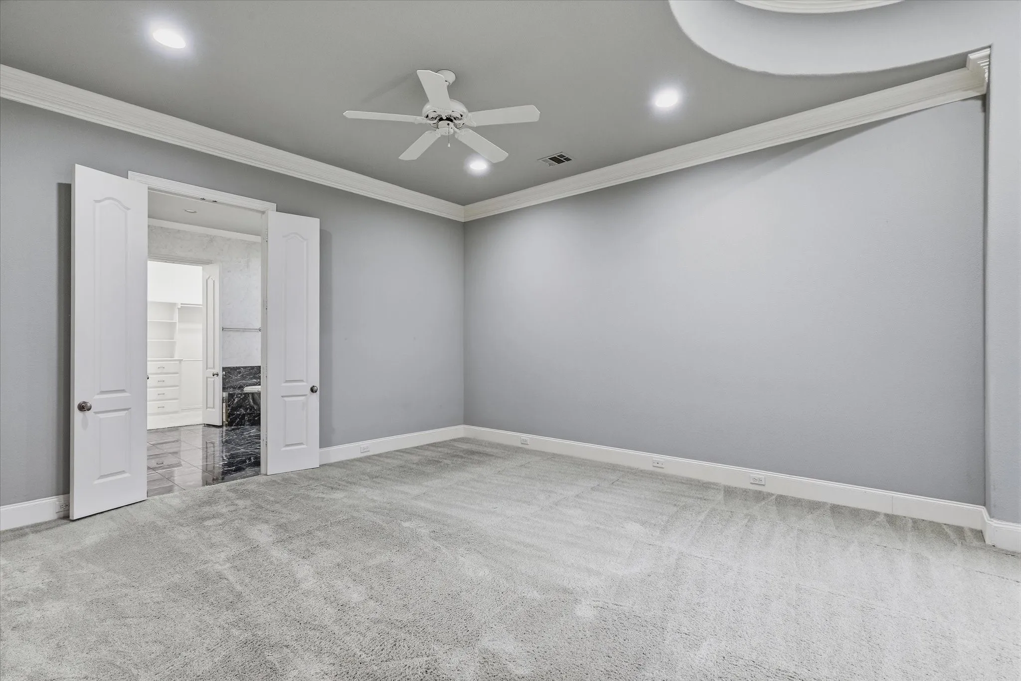 Single Family Residence For Sale in Dallas County , 11831 Brookhill Lane, Dallas, Texas 75230, 3 Bedroom, 4 Bathroom, 2 Garage spaces, 2,923 Sqft, built in 1999, mls#21396376, Real Estate Agent in Dallas, Homes For Sale in Dallas county, Homes For Sale in Dallas, Realtor in Dallas Texas, Real Estate Brokerage Independent Realty Texas, Luminita Cordes Realtor