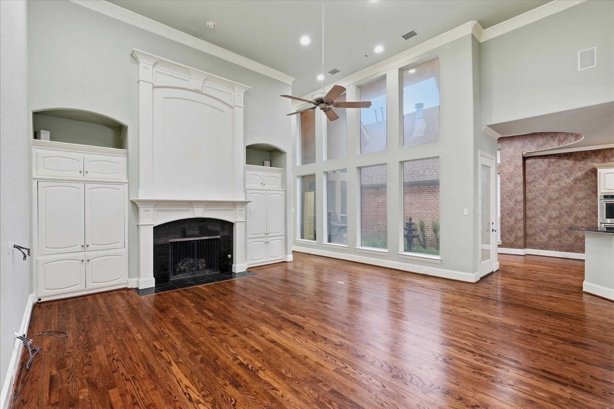 Single Family Residence For Sale in Dallas County , 11831 Brookhill Lane, Dallas, Texas 75230, 3 Bedroom, 4 Bathroom, 2 Garage spaces, 2,923 Sqft, built in 1999, mls#21396376, Real Estate Agent in Dallas, Homes For Sale in Dallas county, Homes For Sale in Dallas, Realtor in Dallas Texas, Real Estate Brokerage Independent Realty Texas, Luminita Cordes Realtor