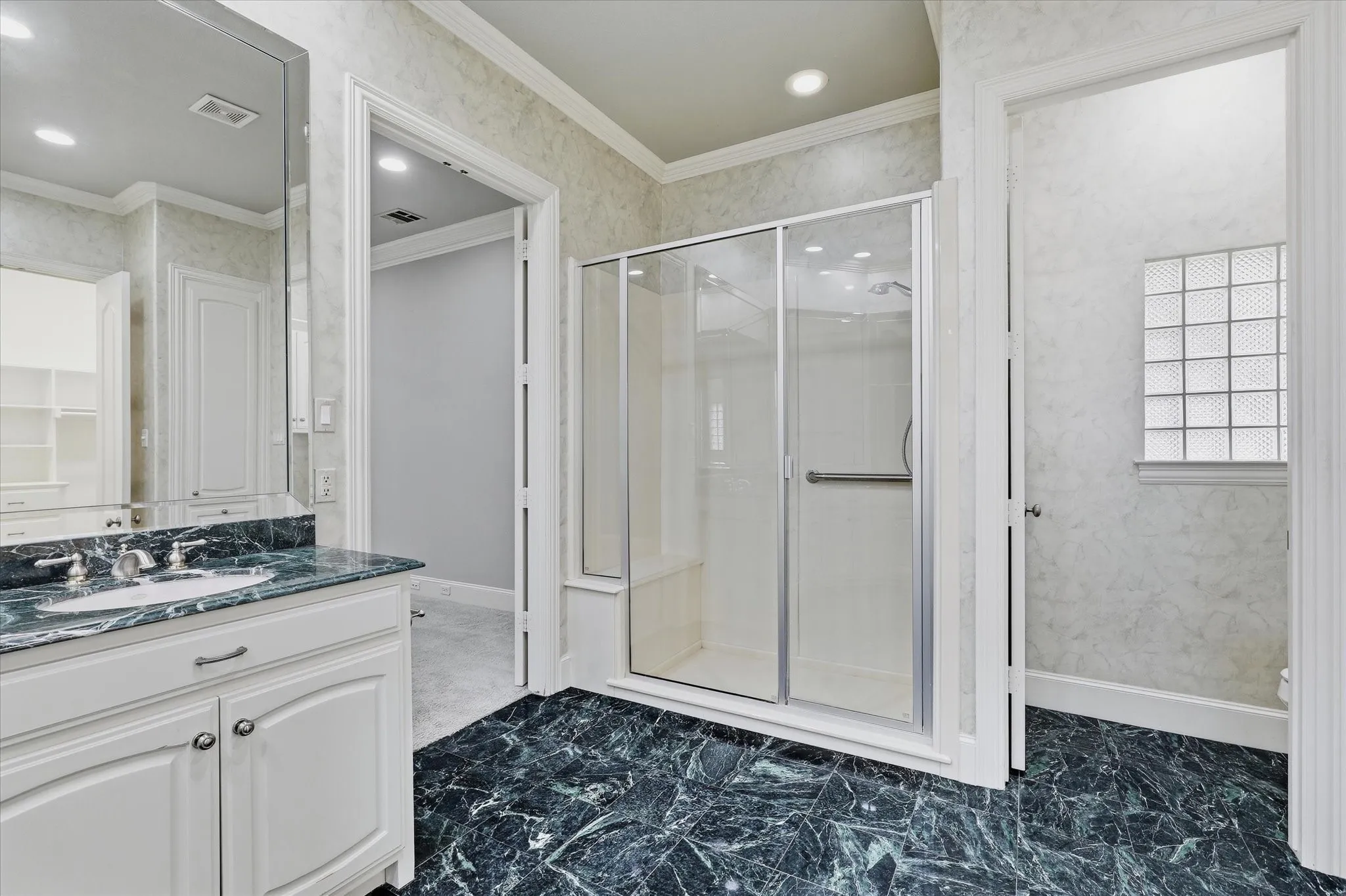 Single Family Residence For Sale in Dallas County , 11831 Brookhill Lane, Dallas, Texas 75230, 3 Bedroom, 4 Bathroom, 2 Garage spaces, 2,923 Sqft, built in 1999, mls#21396376, Real Estate Agent in Dallas, Homes For Sale in Dallas county, Homes For Sale in Dallas, Realtor in Dallas Texas, Real Estate Brokerage Independent Realty Texas, Luminita Cordes Realtor