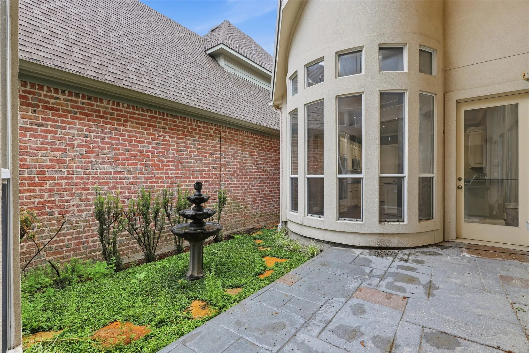 Single Family Residence For Sale in Dallas County , 11831 Brookhill Lane, Dallas, Texas 75230, 3 Bedroom, 4 Bathroom, 2 Garage spaces, 2,923 Sqft, built in 1999, mls#21396376, Real Estate Agent in Dallas, Homes For Sale in Dallas county, Homes For Sale in Dallas, Realtor in Dallas Texas, Real Estate Brokerage Independent Realty Texas, Luminita Cordes Realtor