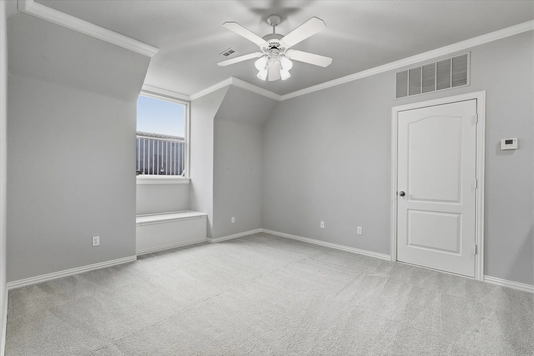 Single Family Residence For Sale in Dallas County , 11831 Brookhill Lane, Dallas, Texas 75230, 3 Bedroom, 4 Bathroom, 2 Garage spaces, 2,923 Sqft, built in 1999, mls#21396376, Real Estate Agent in Dallas, Homes For Sale in Dallas county, Homes For Sale in Dallas, Realtor in Dallas Texas, Real Estate Brokerage Independent Realty Texas, Luminita Cordes Realtor