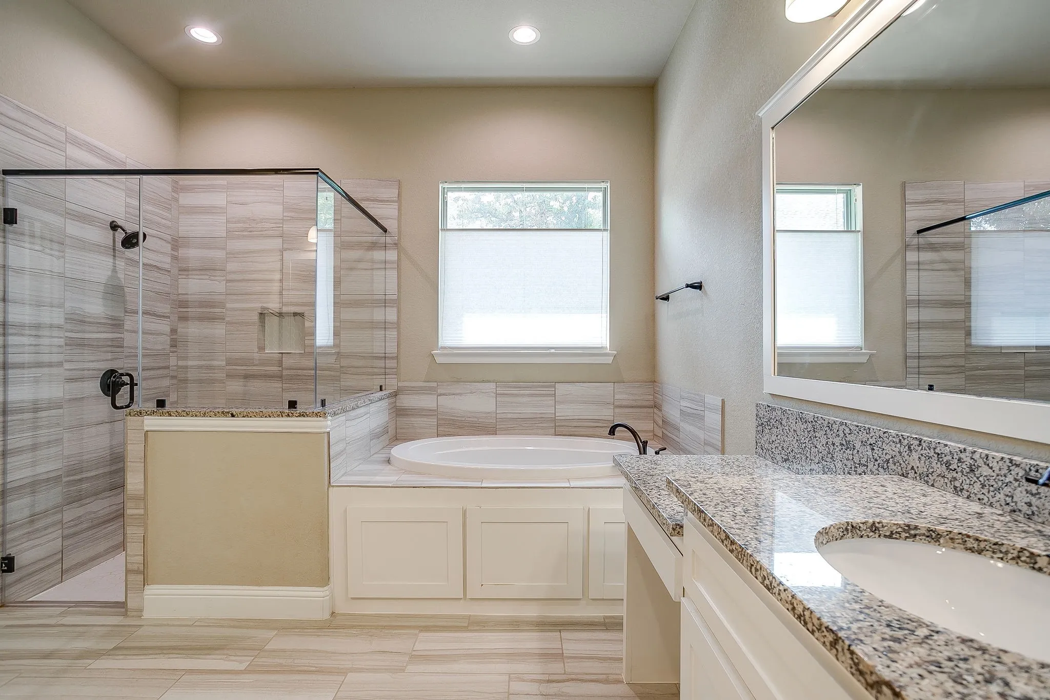 Single Family Residence For Sale in Parker County , 102 Eagle Drive, Lipan, Texas 76462, 4 Bedroom, 3 Bathroom, 3 Garage spaces, 2,779 Sqft, built in 2019, mls#21396131, Real Estate Agent in Lipan, Homes For Sale in Parker county, Homes For Sale in Lipan, Realtor in Lipan Texas, Real Estate Brokerage Independent Realty Texas, Luminita Cordes Realtor