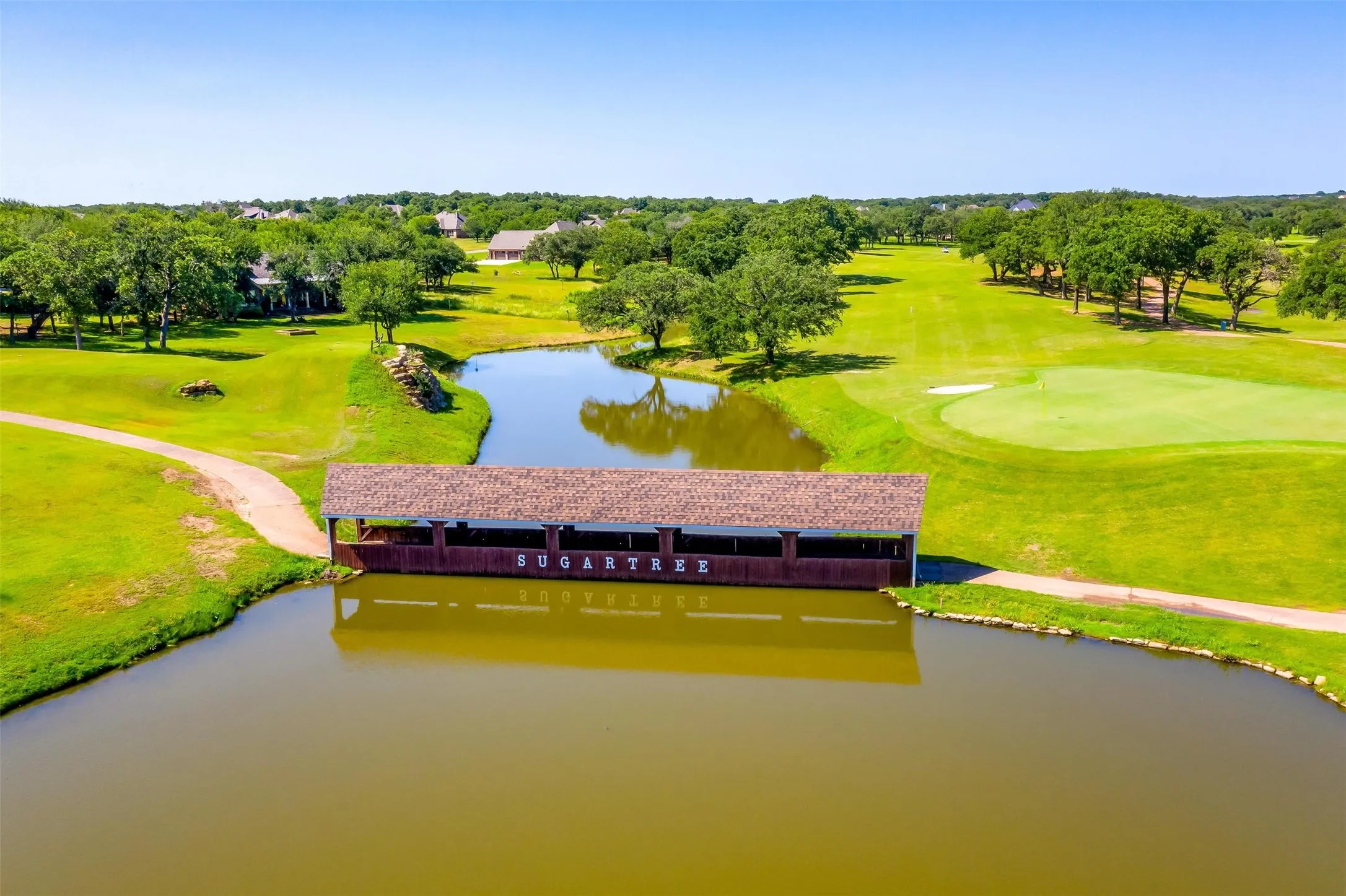 Sugartree Golf Club Clubhouse & Grounds